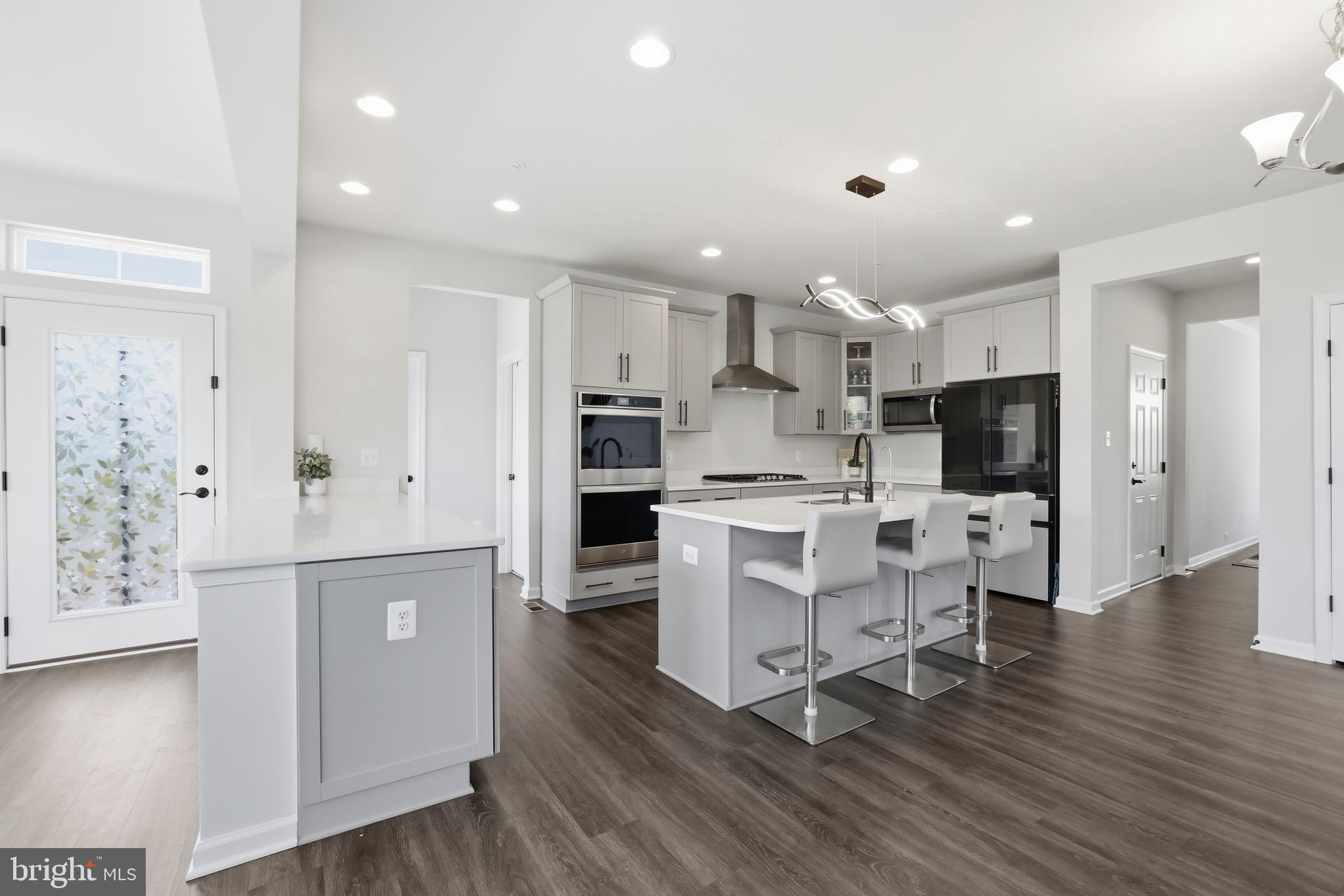 TALLYN RIDGE - Residential