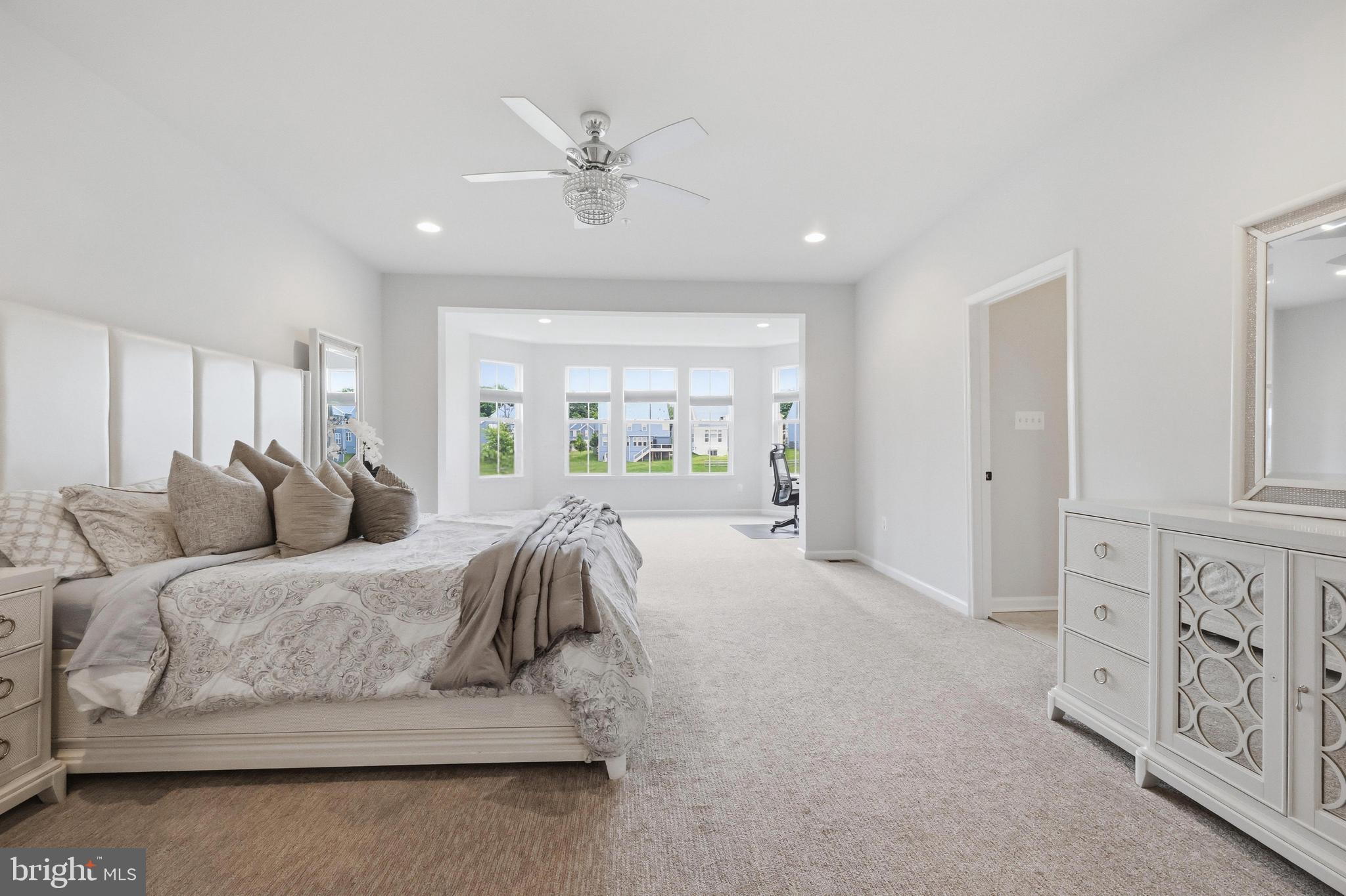 TALLYN RIDGE - Residential