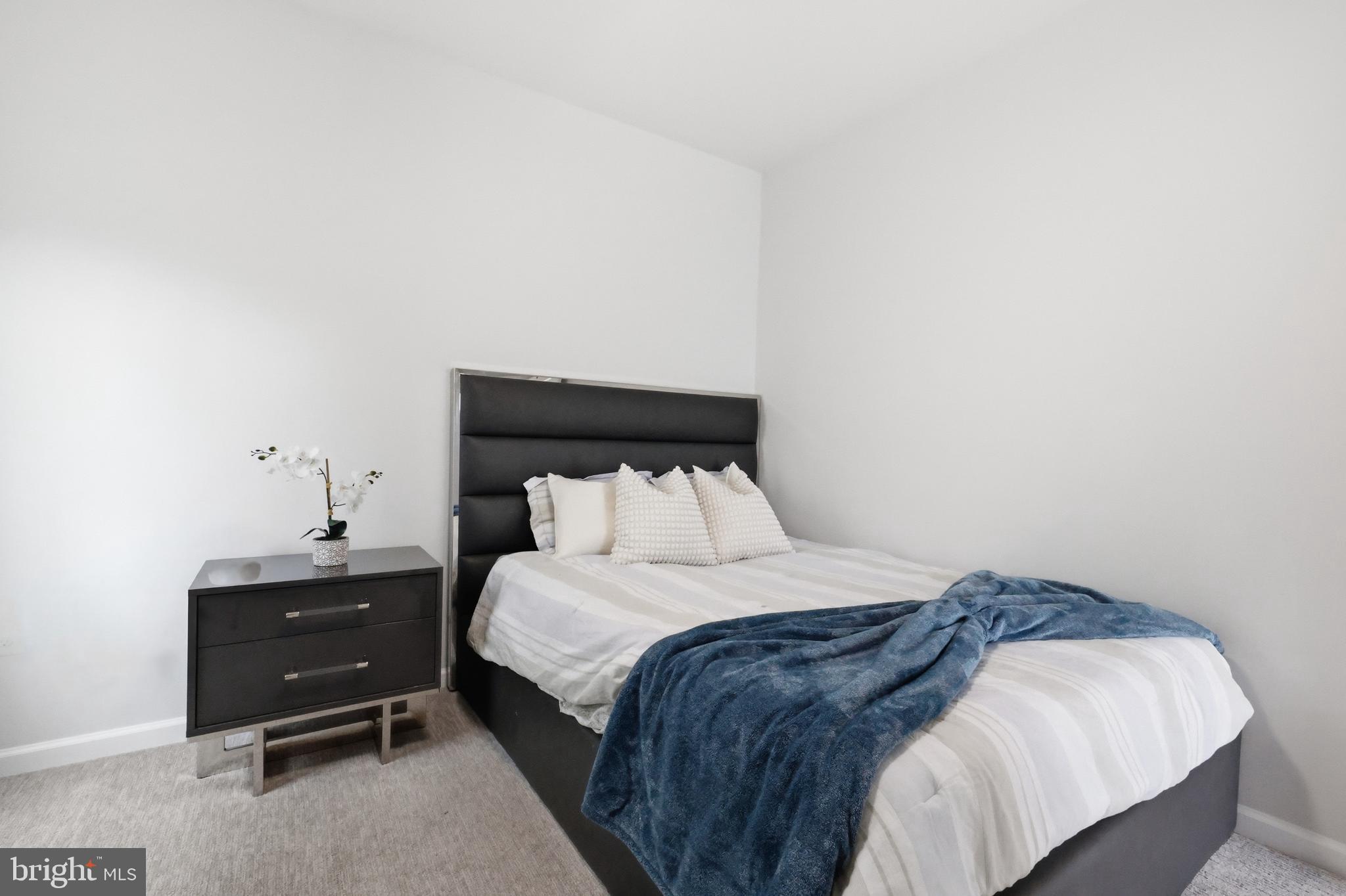 TALLYN RIDGE - Residential