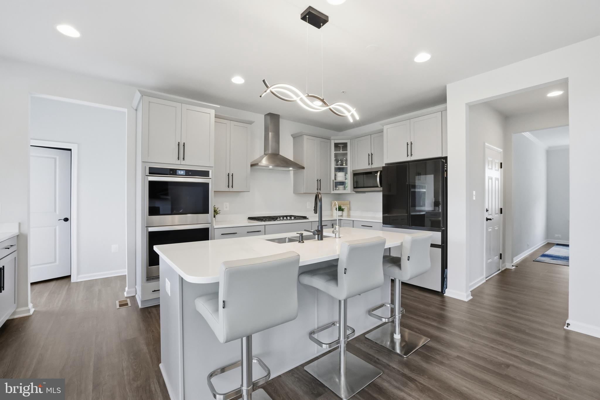 TALLYN RIDGE - Residential