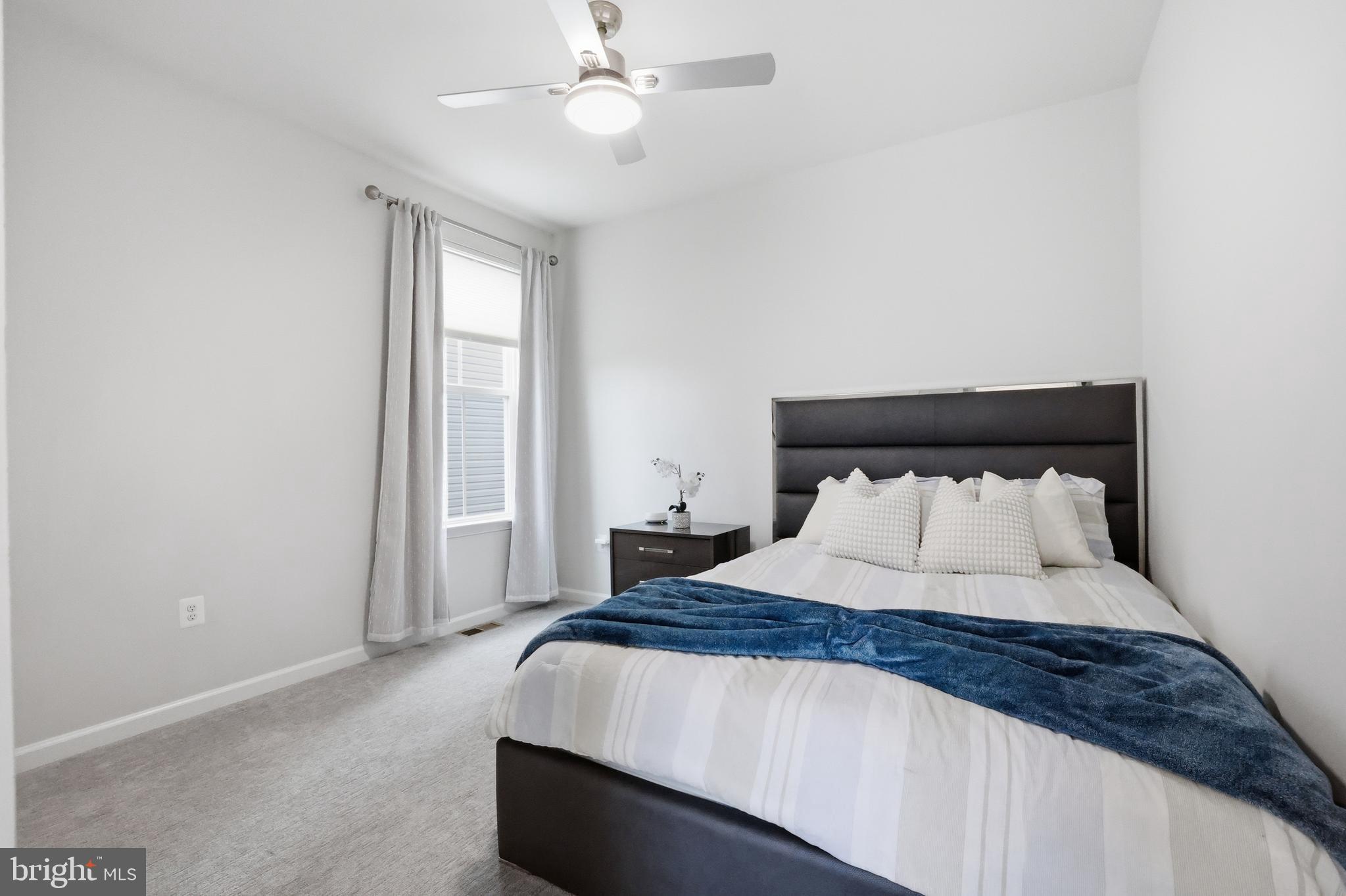 TALLYN RIDGE - Residential