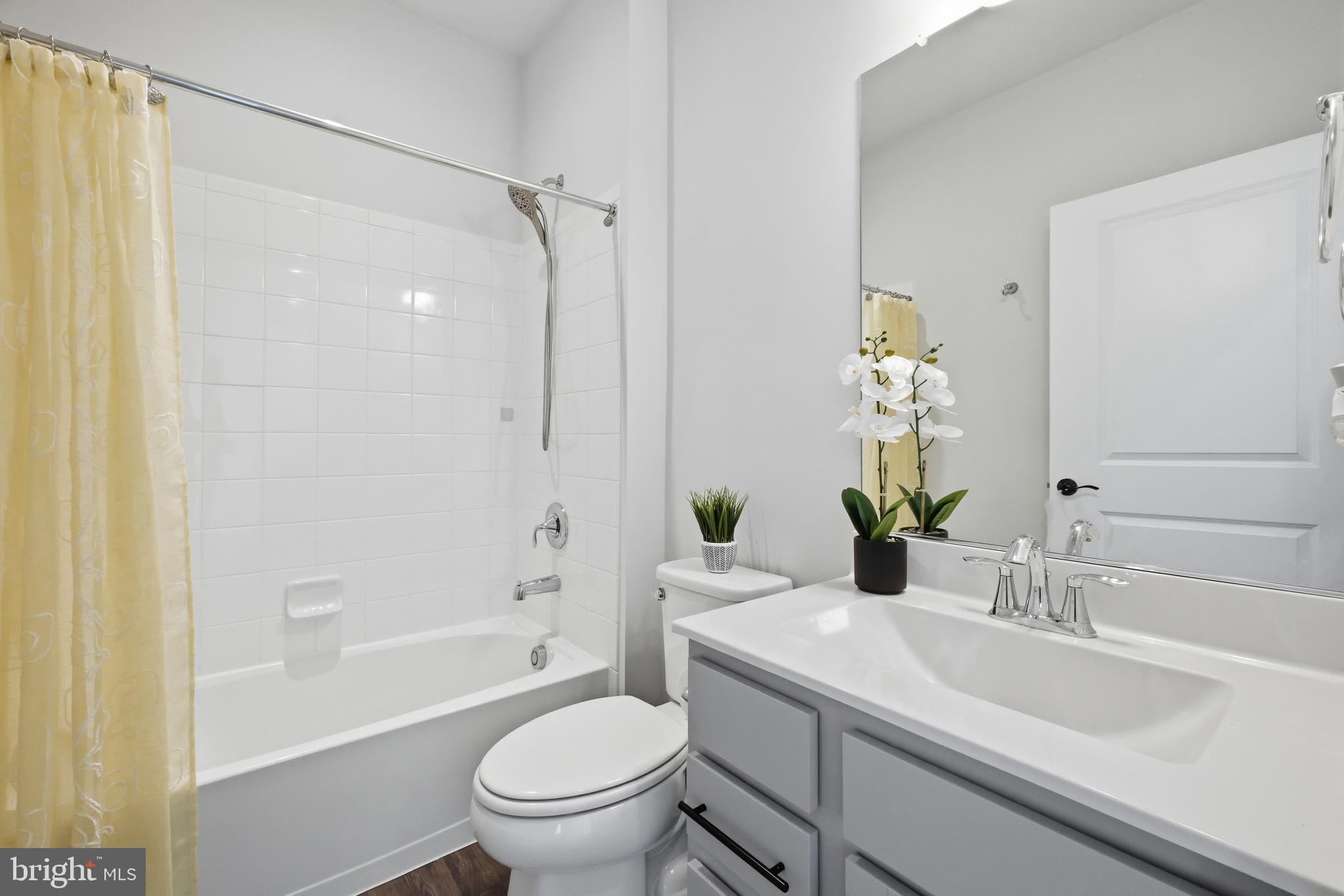 TALLYN RIDGE - Residential