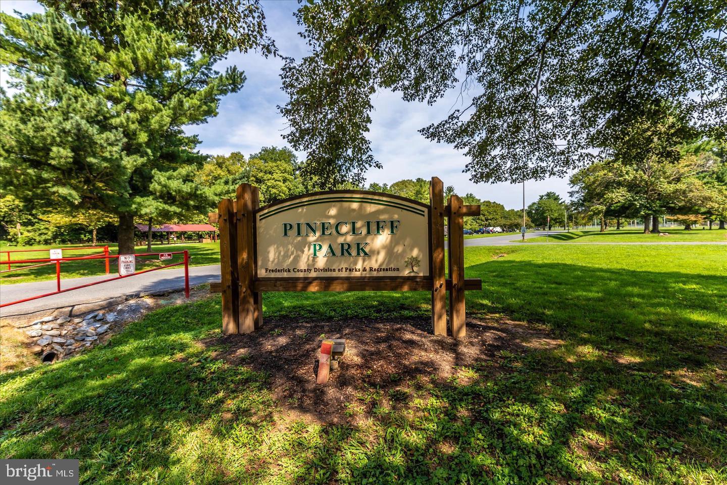 TALLYN RIDGE - Residential