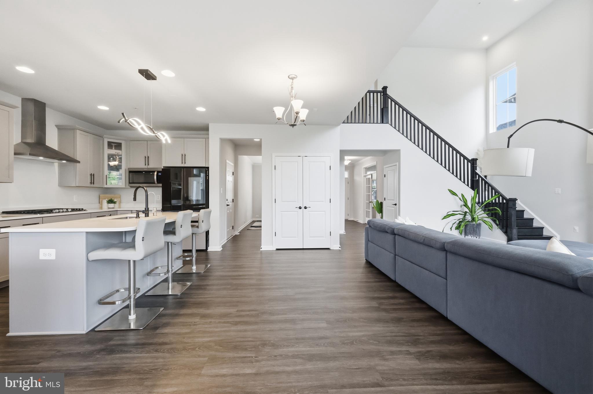 TALLYN RIDGE - Residential