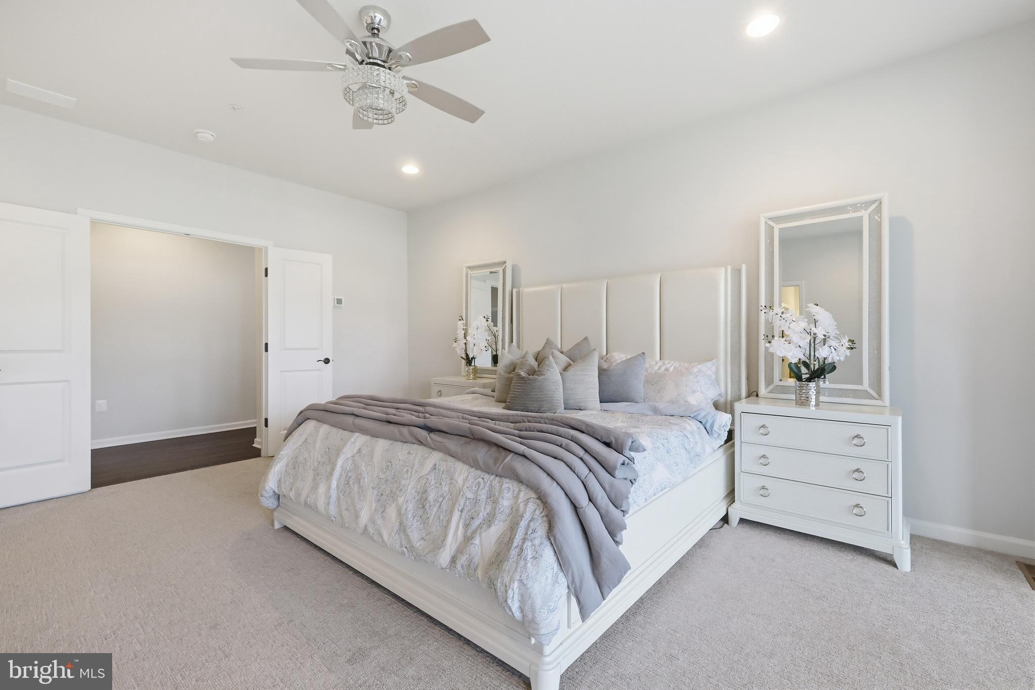 TALLYN RIDGE - Residential