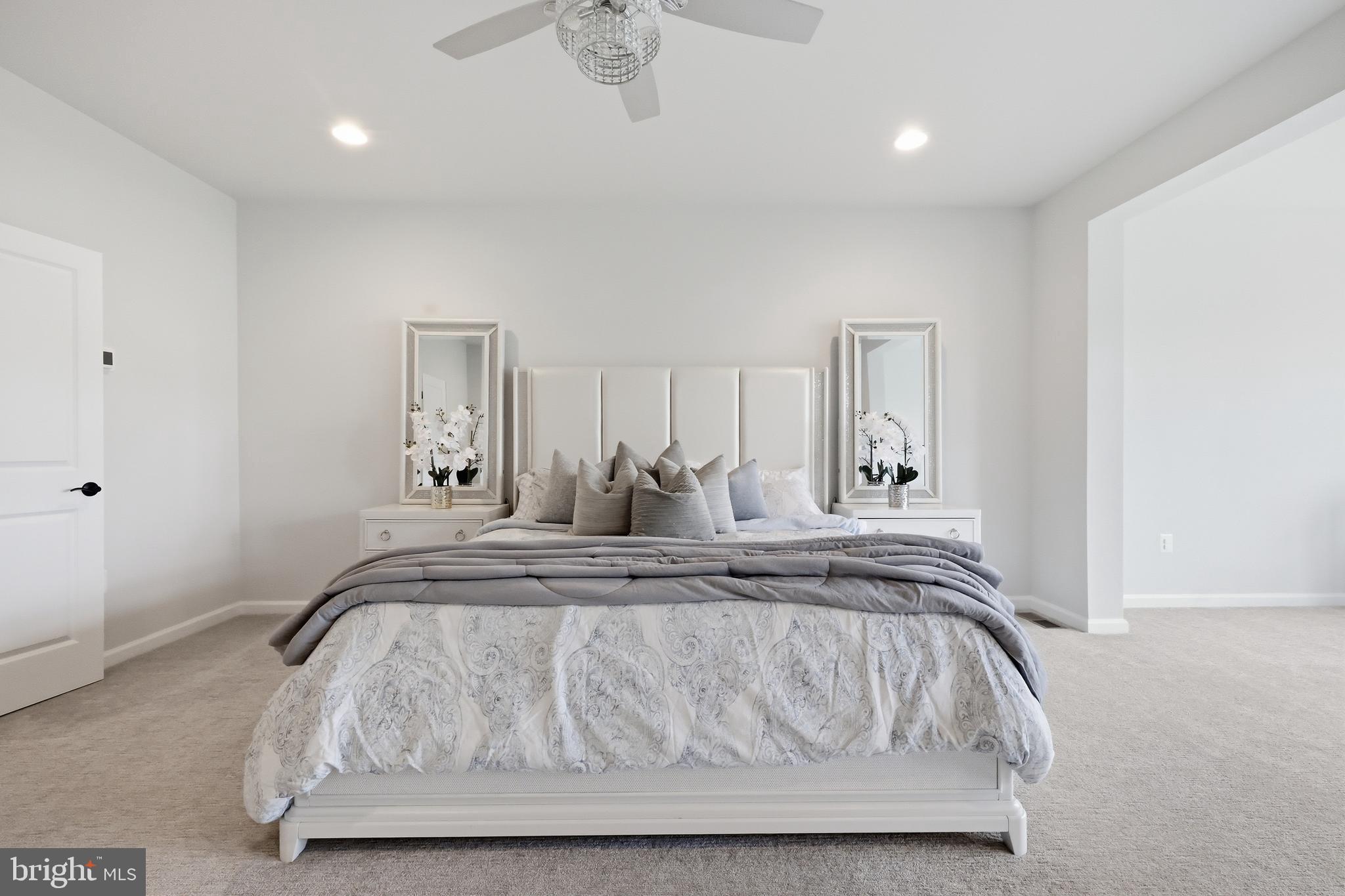 TALLYN RIDGE - Residential