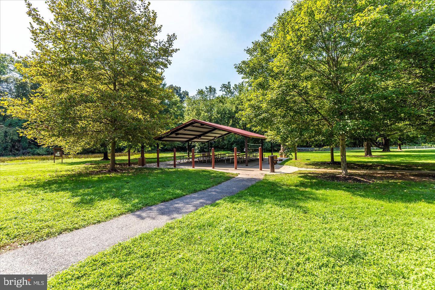 TALLYN RIDGE - Residential