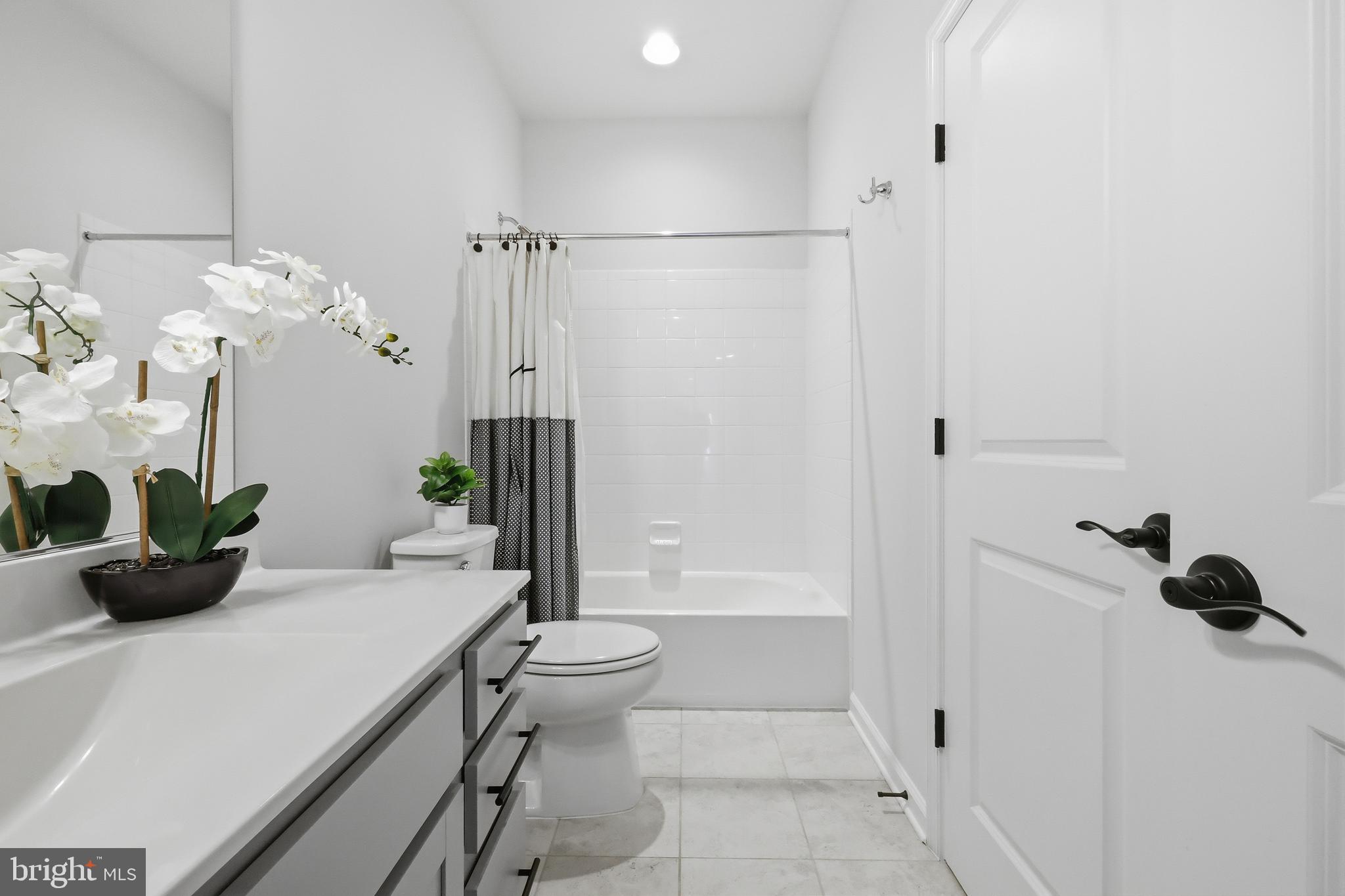 TALLYN RIDGE - Residential