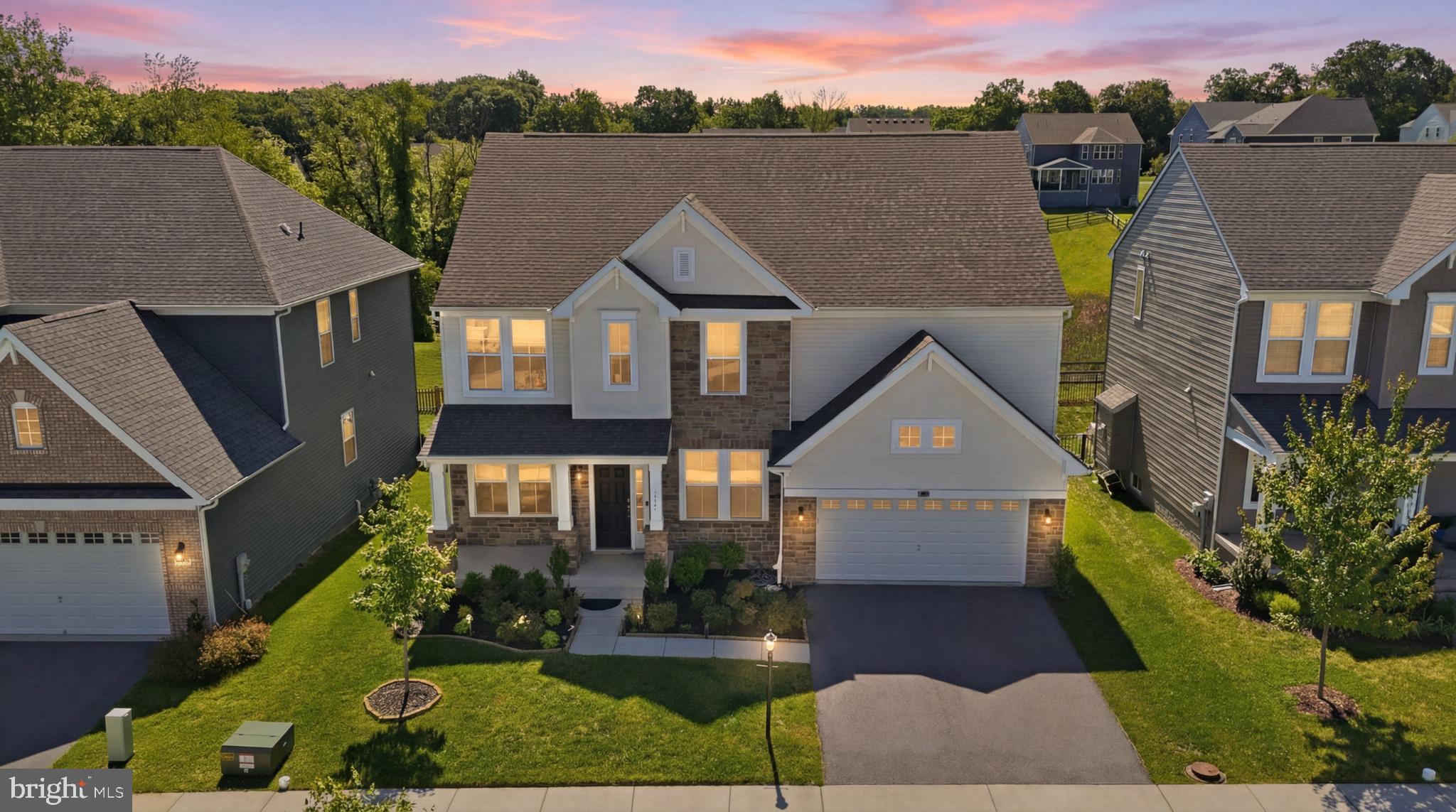 TALLYN RIDGE - Residential