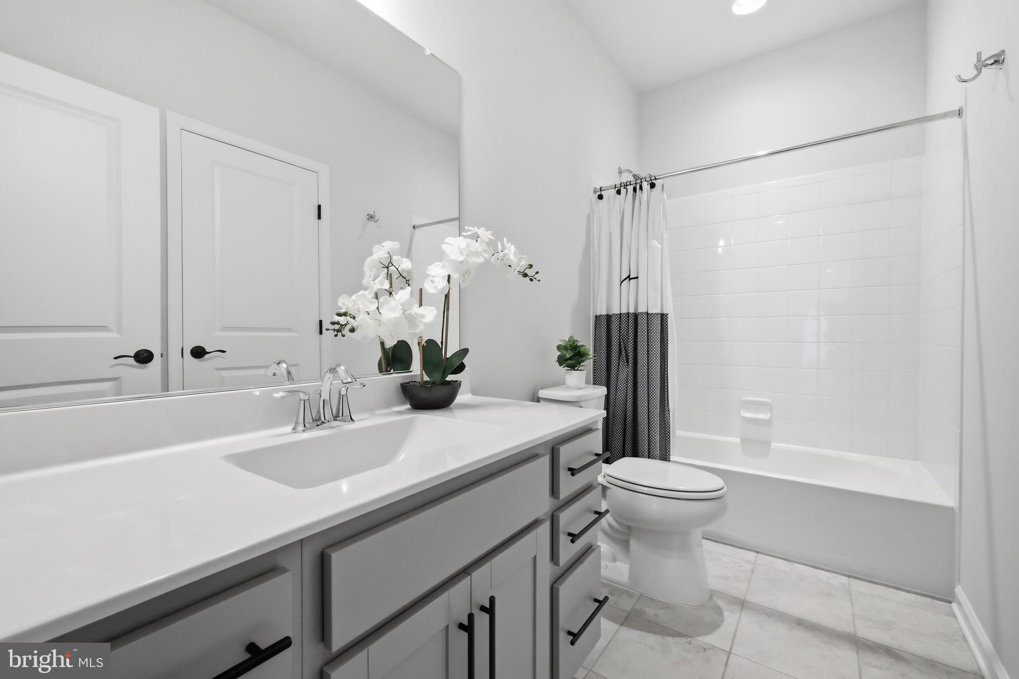 TALLYN RIDGE - Residential