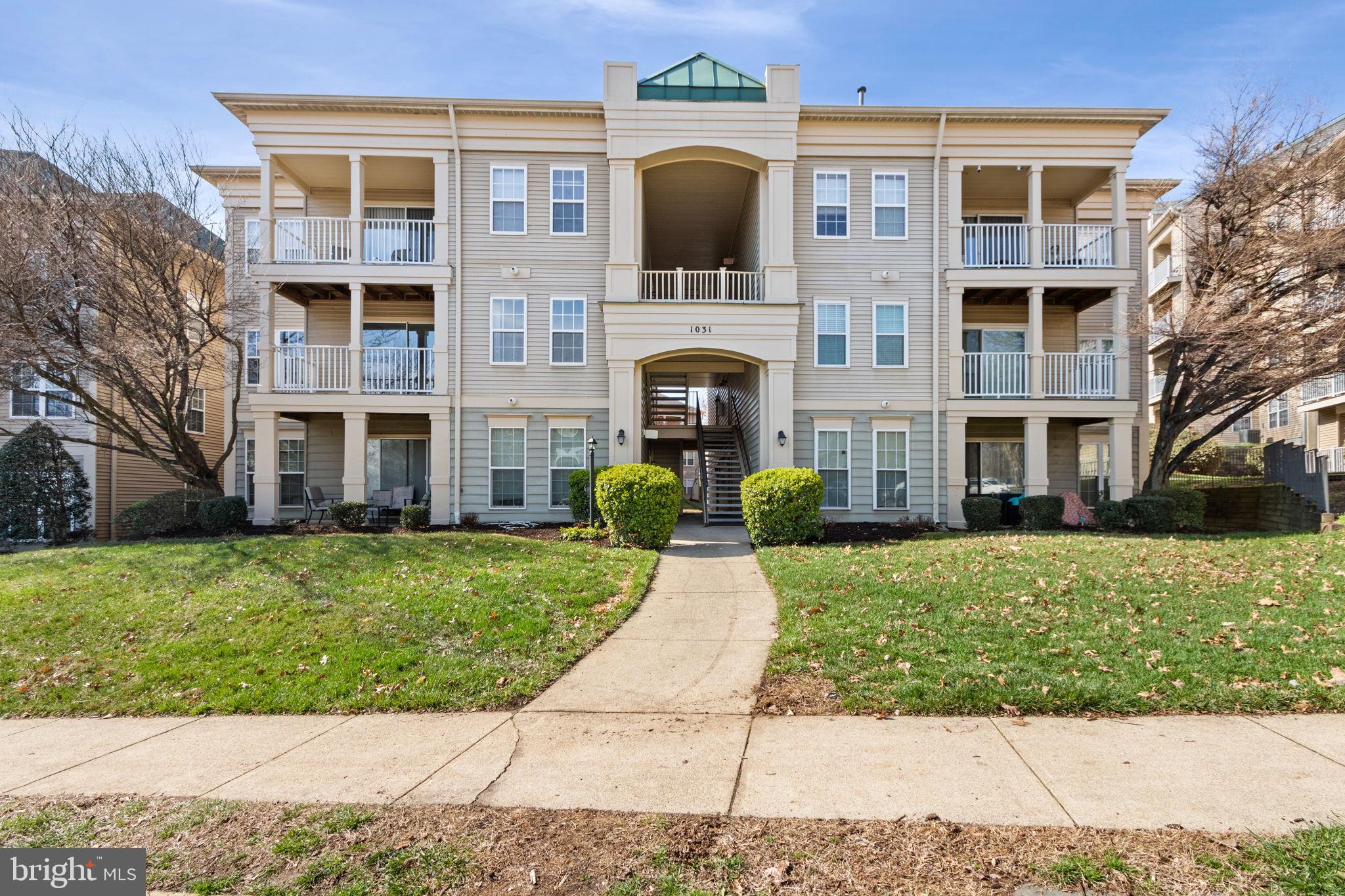 Attention Investors - amazing opportunity with a 2 year lease listed at $2150 monthly **Back on the Market due to no fault of the Seller - Buyer Financing Fell though  **Don’t miss this incredible Woodbridge location! This beautifully updated condo features stainless steel appliances, granite countertops, and a full-size washer and dryer in-unit. Offering a spacious open layout with 2 large bedrooms and 2 full baths, the home has been freshly painted with newly polished floors, giving it a bright and modern feel.

Conveniently located near I-95, Route 1, the Virginia Railway Express, commuter lots, and HOV access—making your commute to Washington, DC a breeze. Surrounded by shopping, dining, and everyday conveniences, this condo truly offers the best of Northern Virginia living.