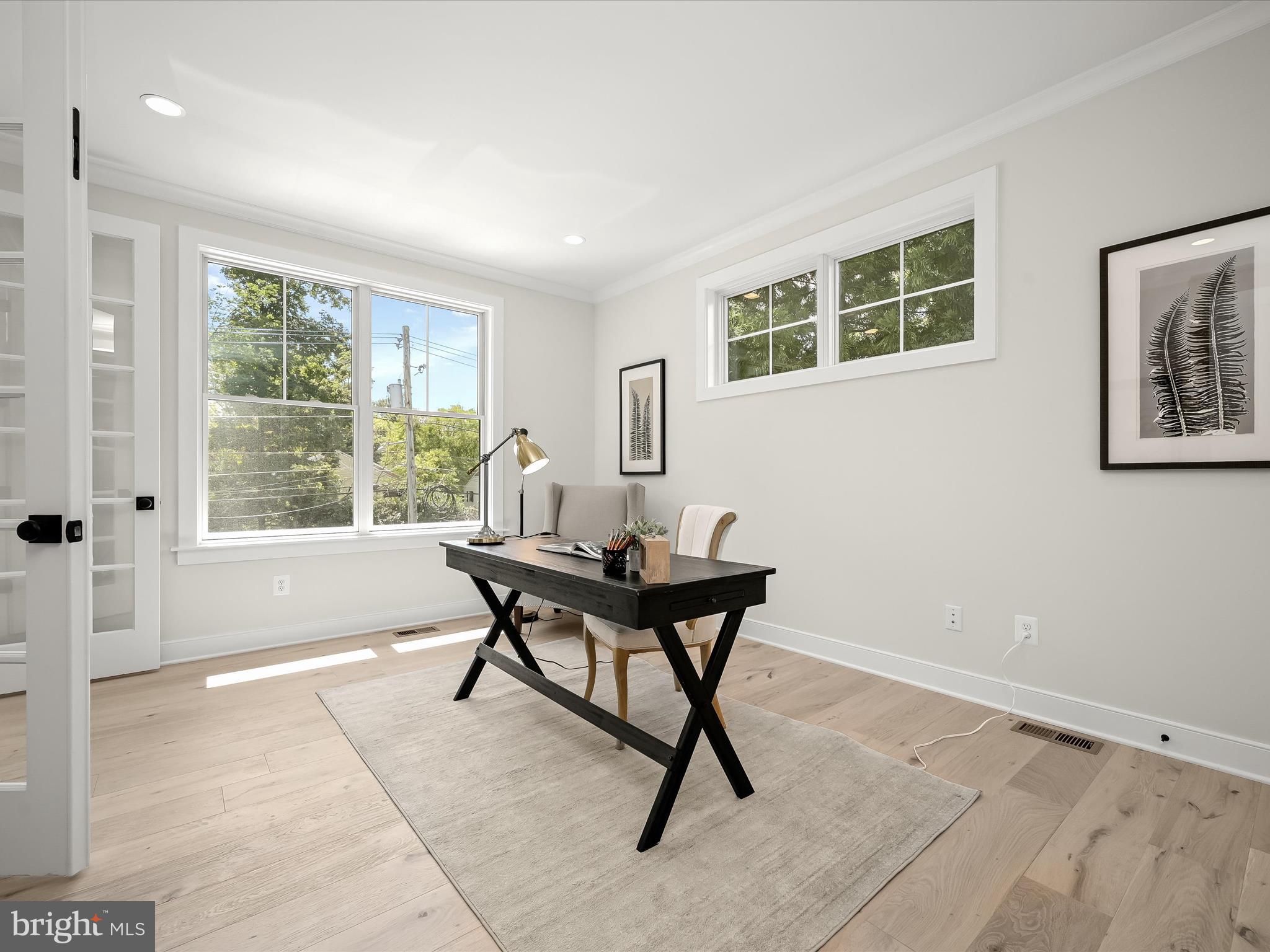 WHEATLEY HILLS - Residential