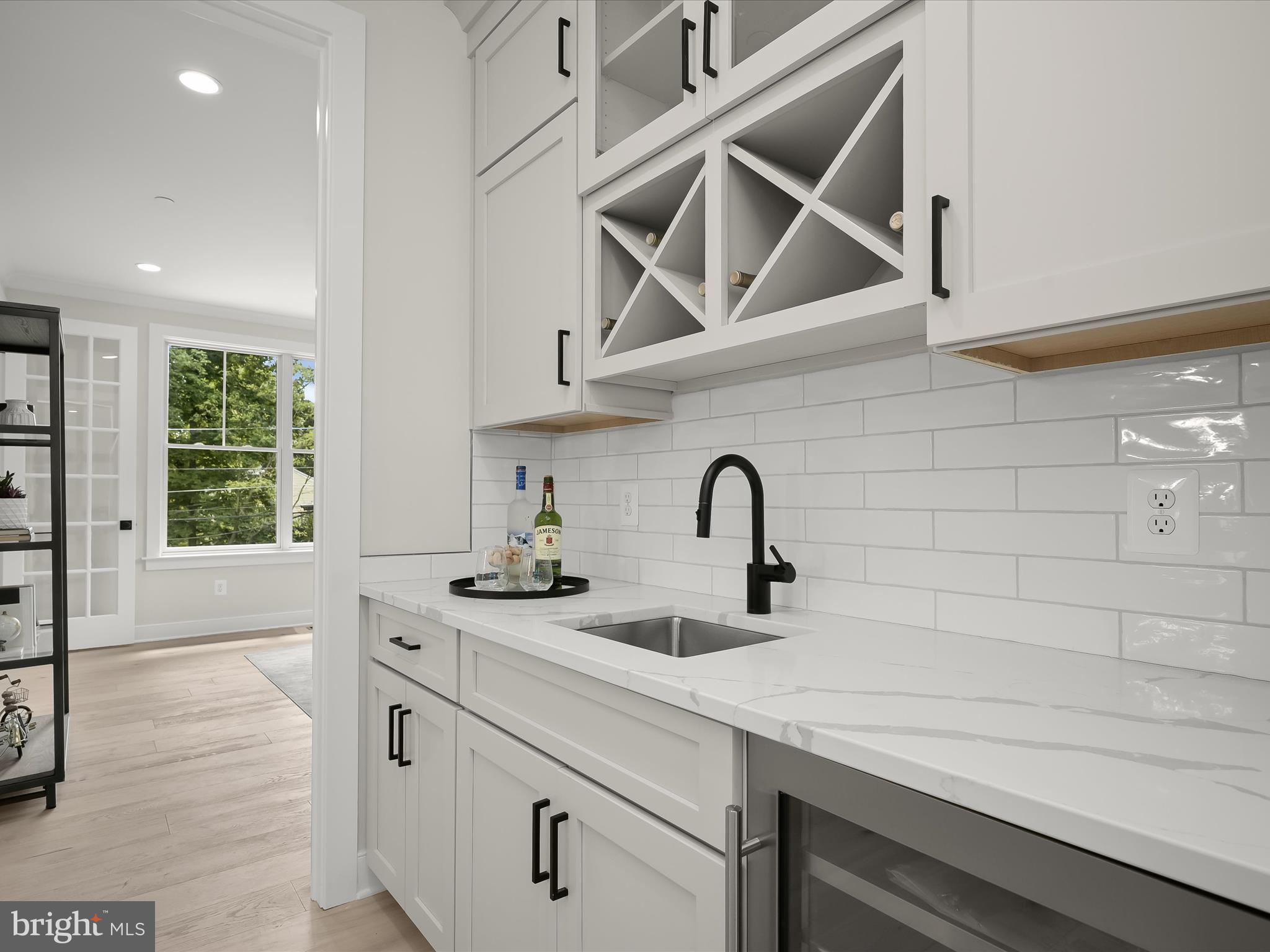 WHEATLEY HILLS - Residential