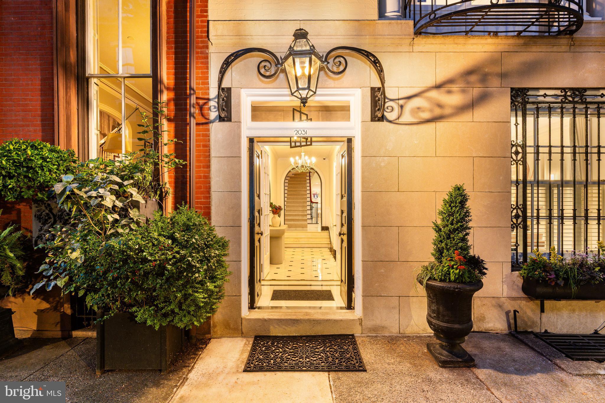 RITTENHOUSE SQUARE - Residential