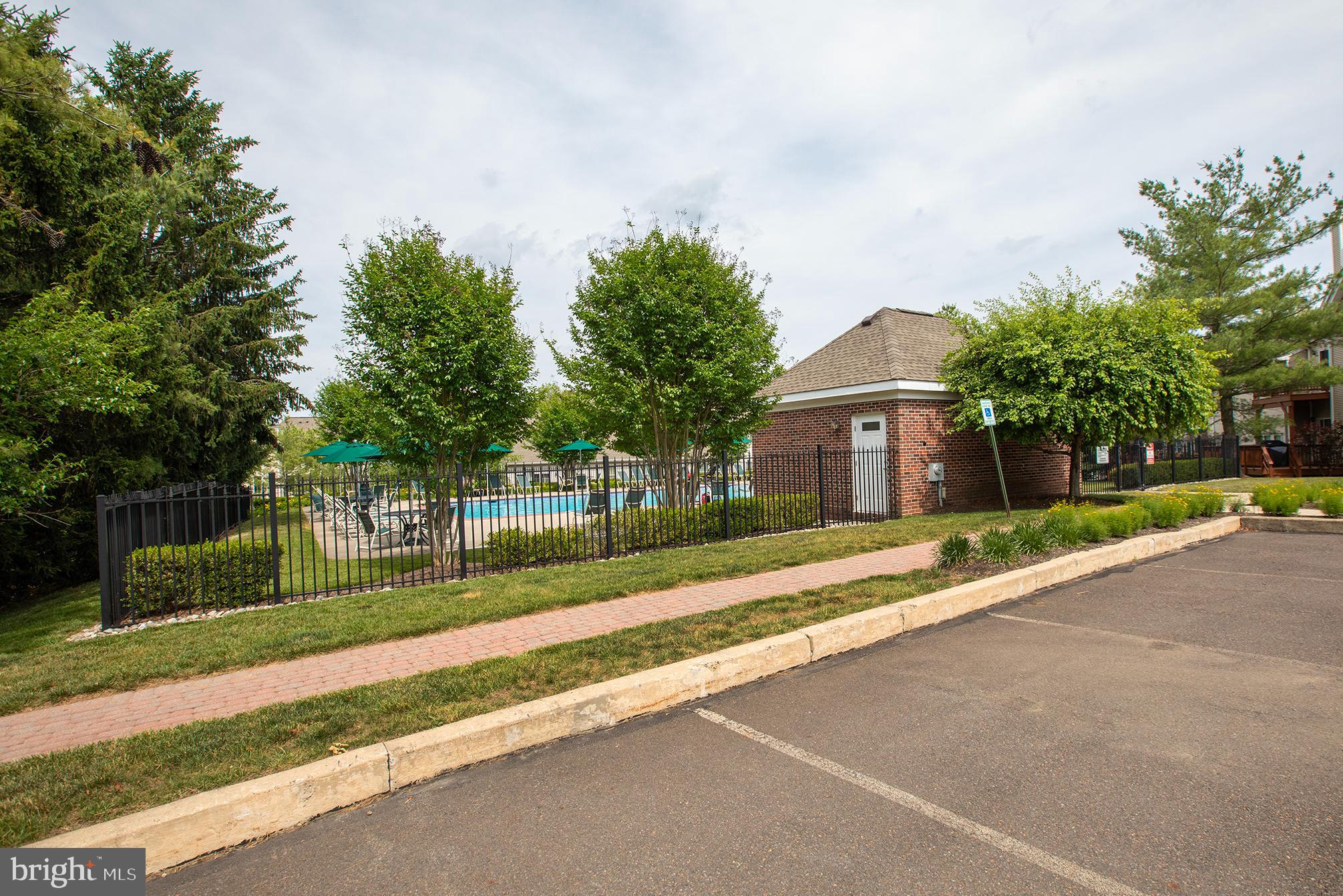 HERITAGE HILLS - Residential