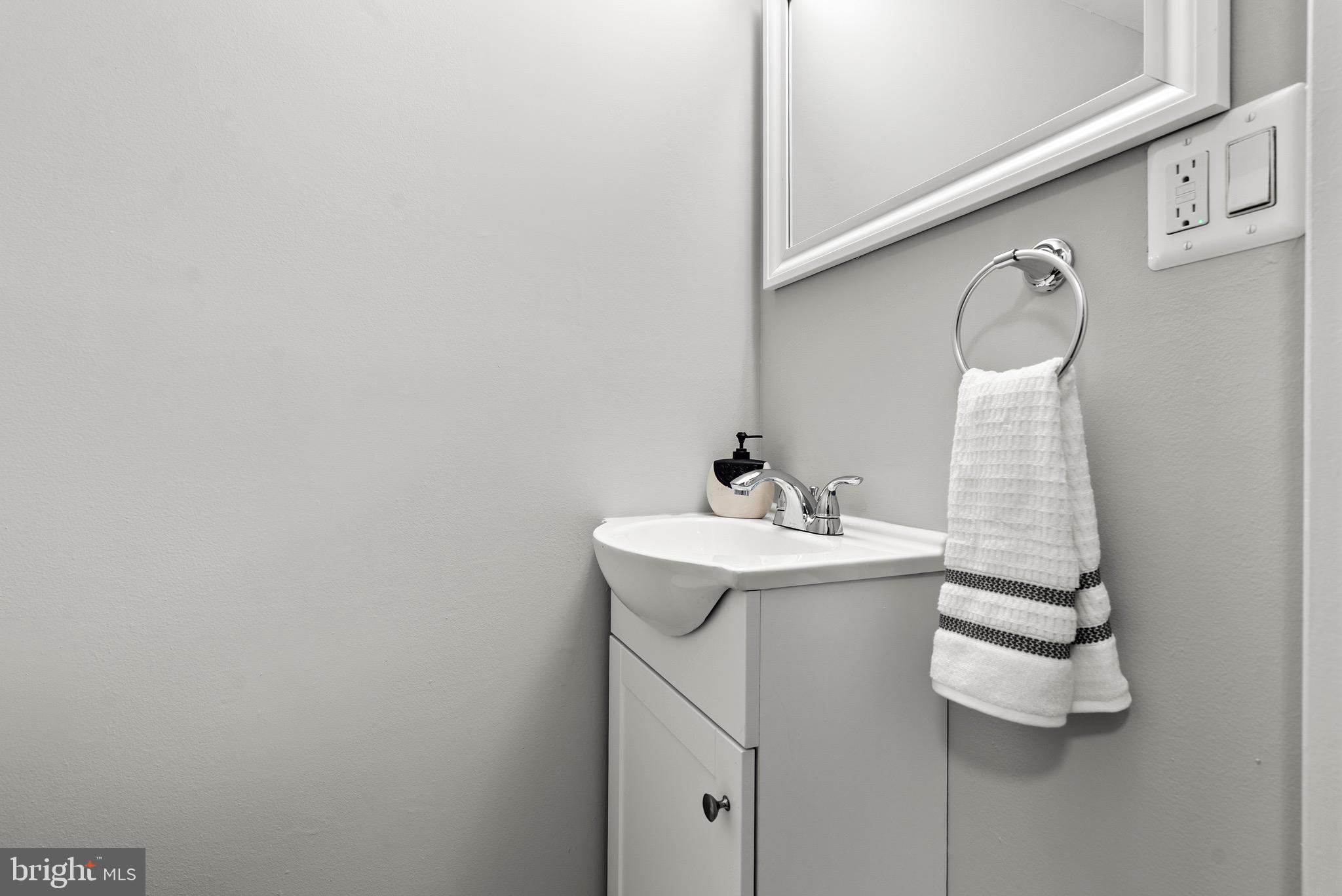 FRANKLIN RIDGE TOWNHOUSE - Residential