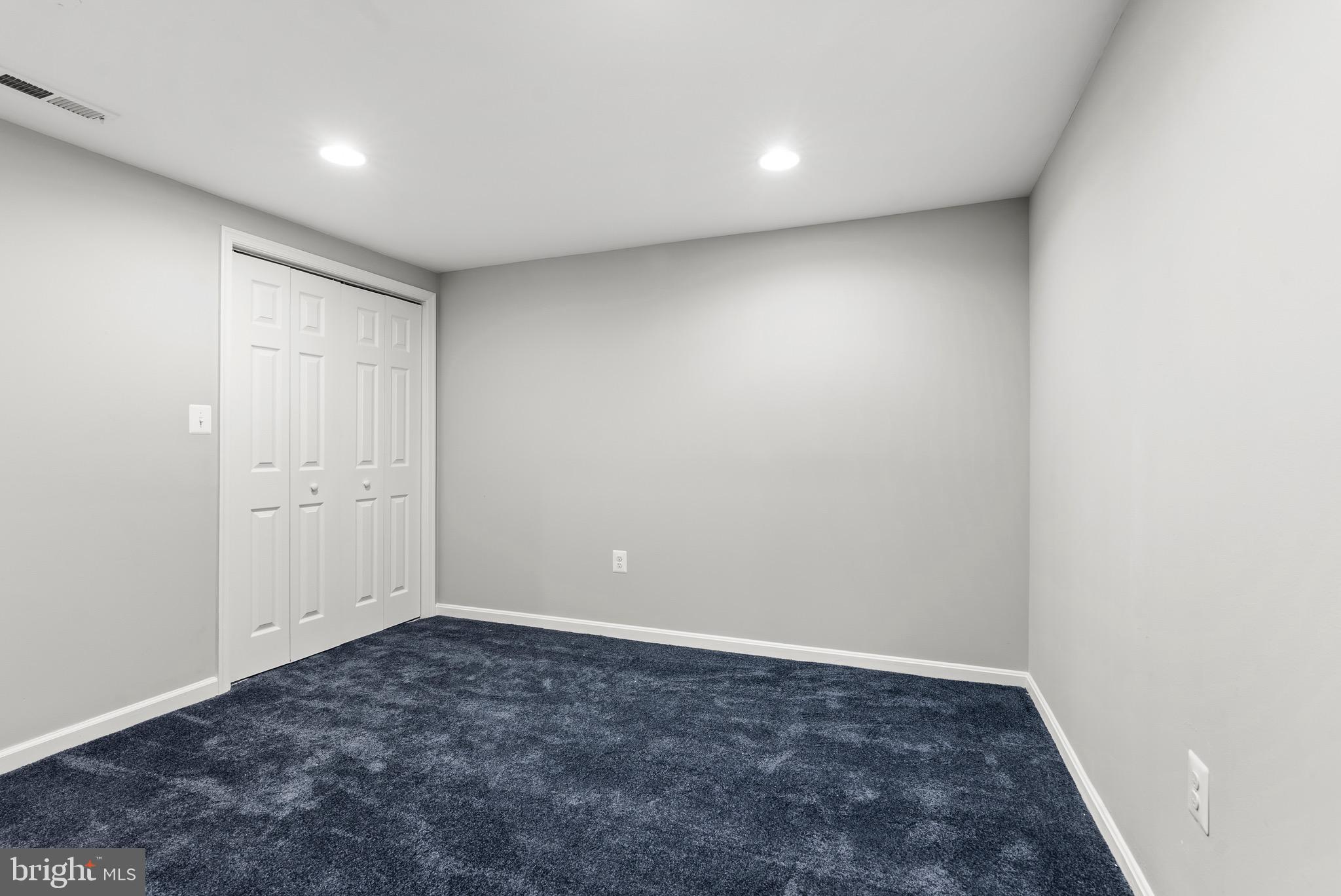 FRANKLIN RIDGE TOWNHOUSE - Residential