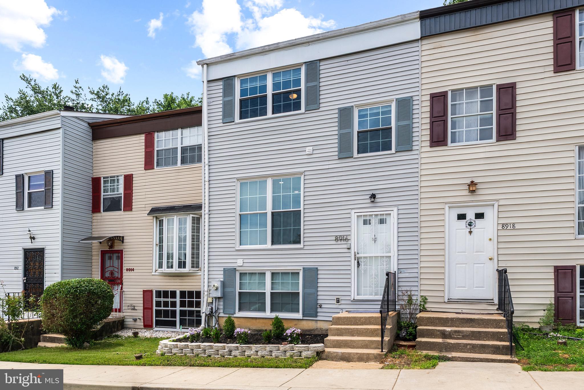 FRANKLIN RIDGE TOWNHOUSE - Residential