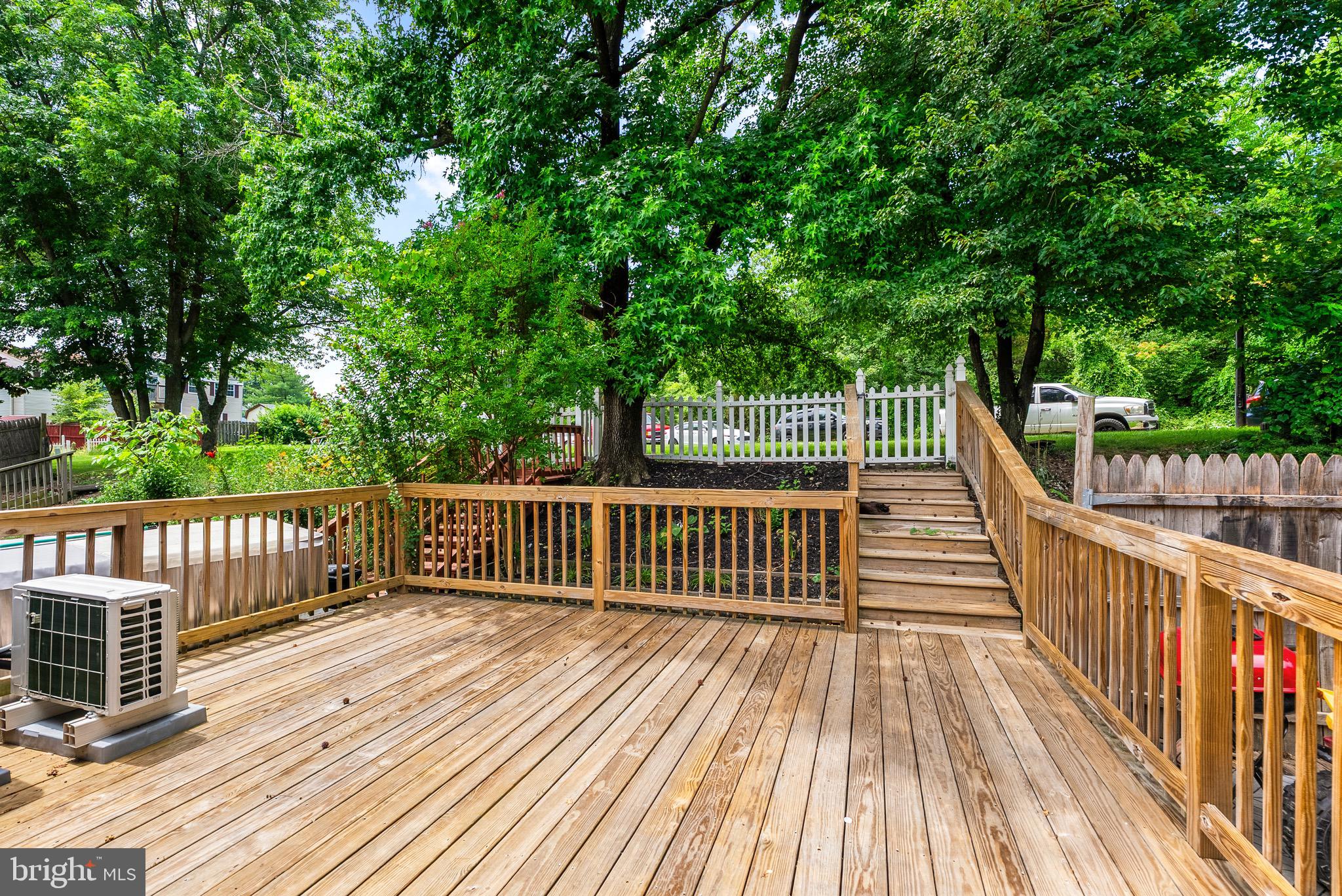 FRANKLIN RIDGE TOWNHOUSE - Residential