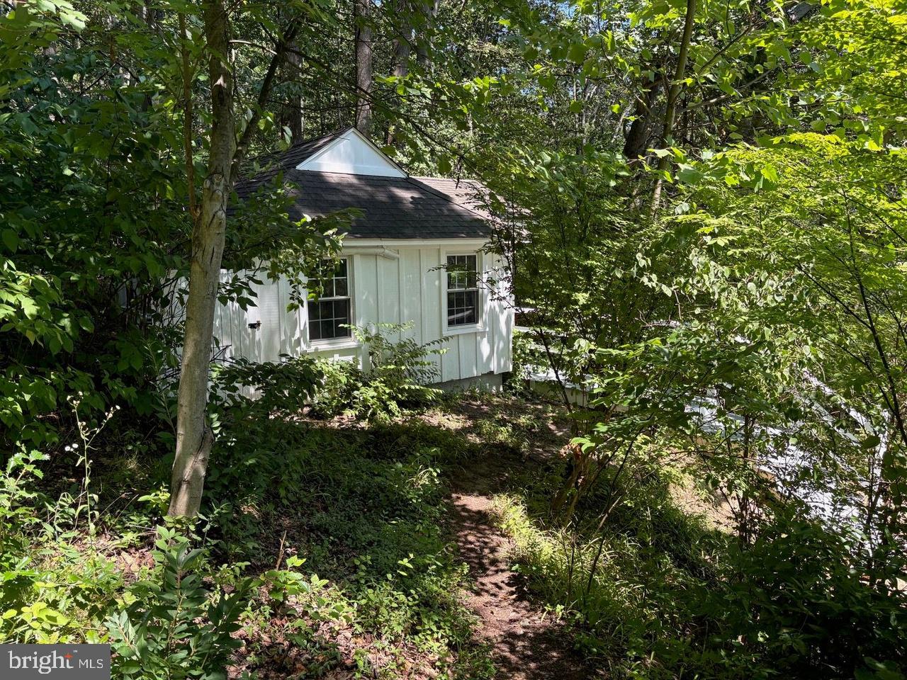 BACTON HILL RESERVE - Residential