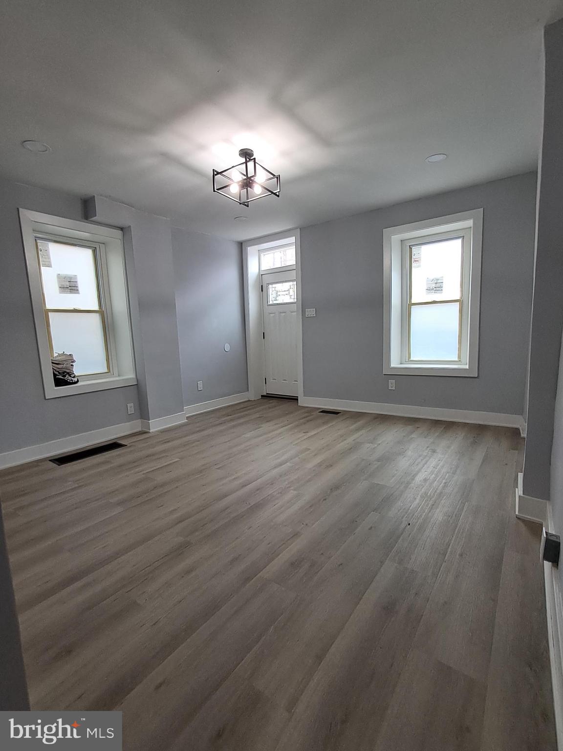 GERMANTOWN (EAST) - Residential
