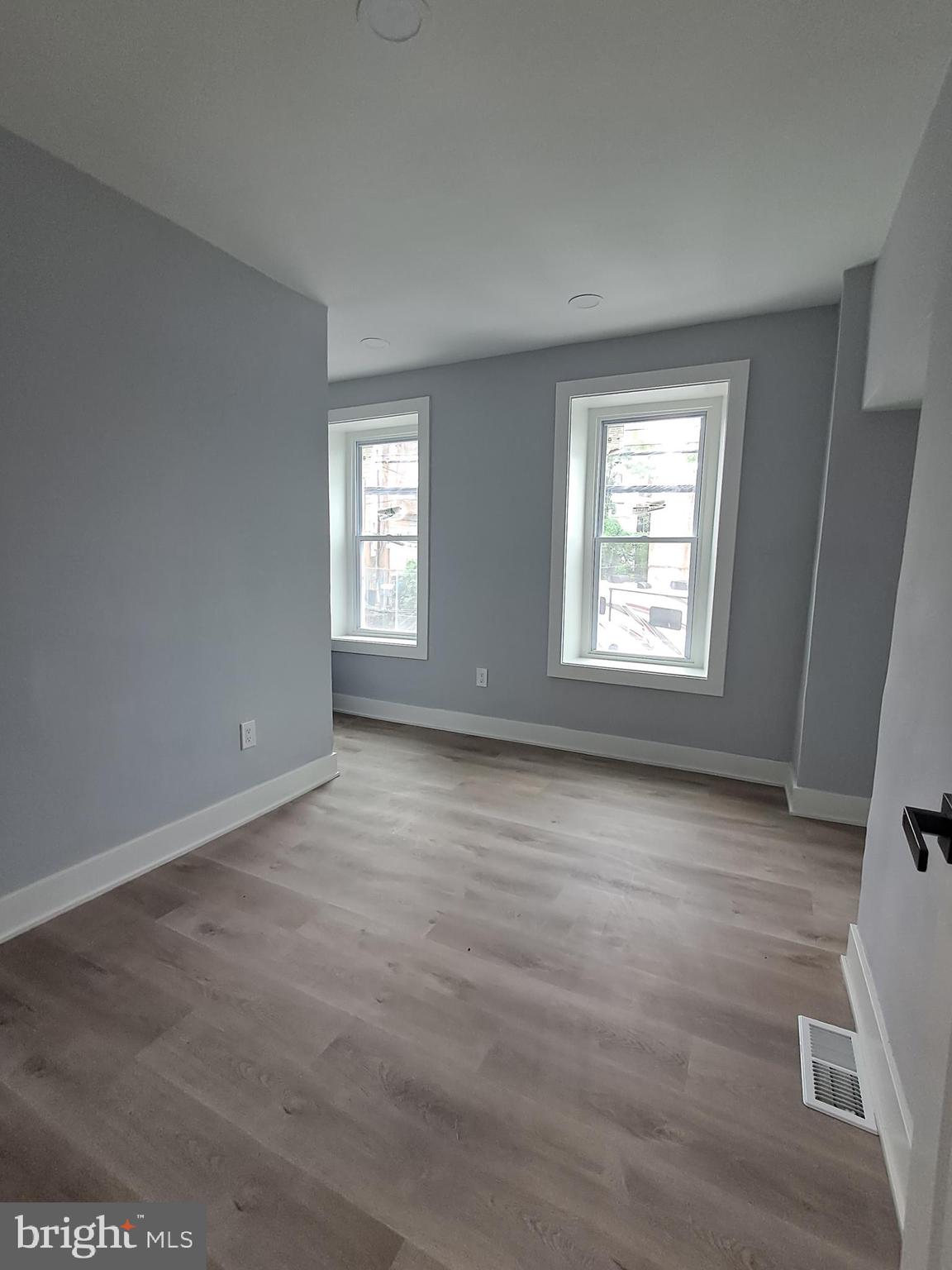 GERMANTOWN (EAST) - Residential