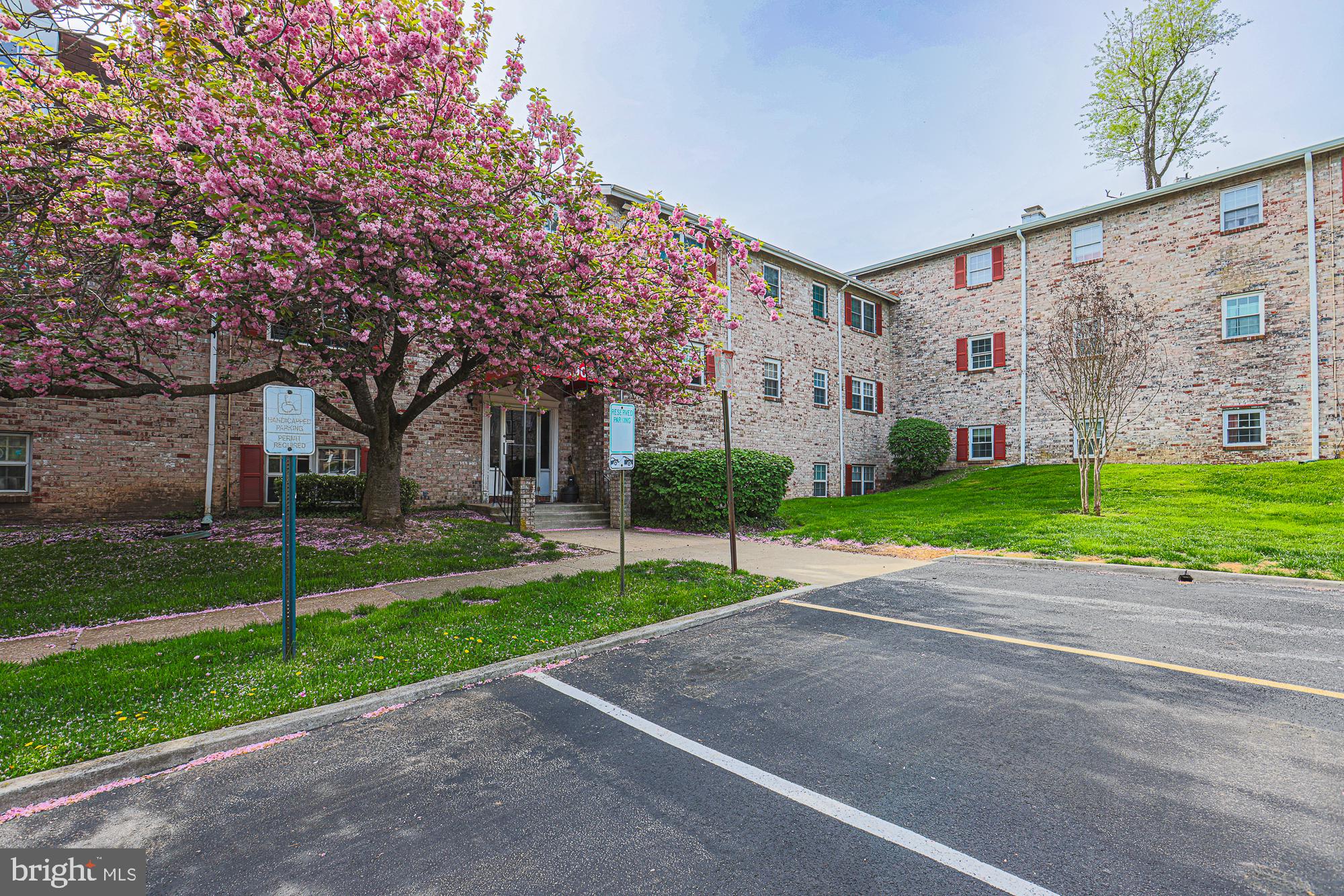 REISTERSTOWN - Residential