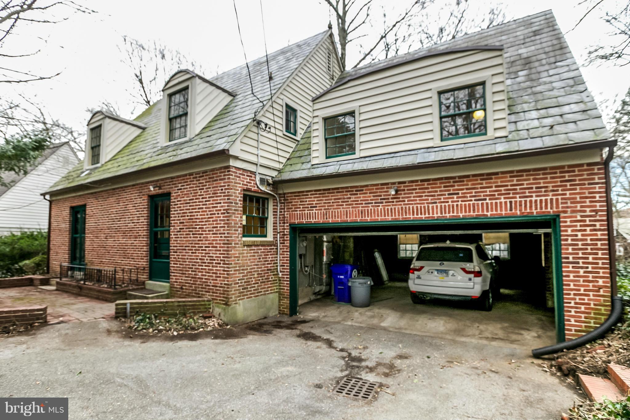 ROLAND PARK - Residential