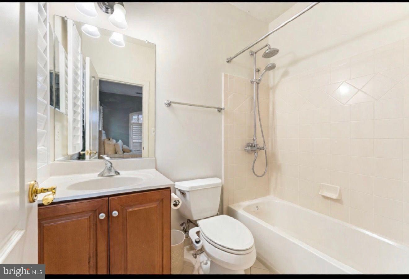 LAKE MANASSAS - Residential