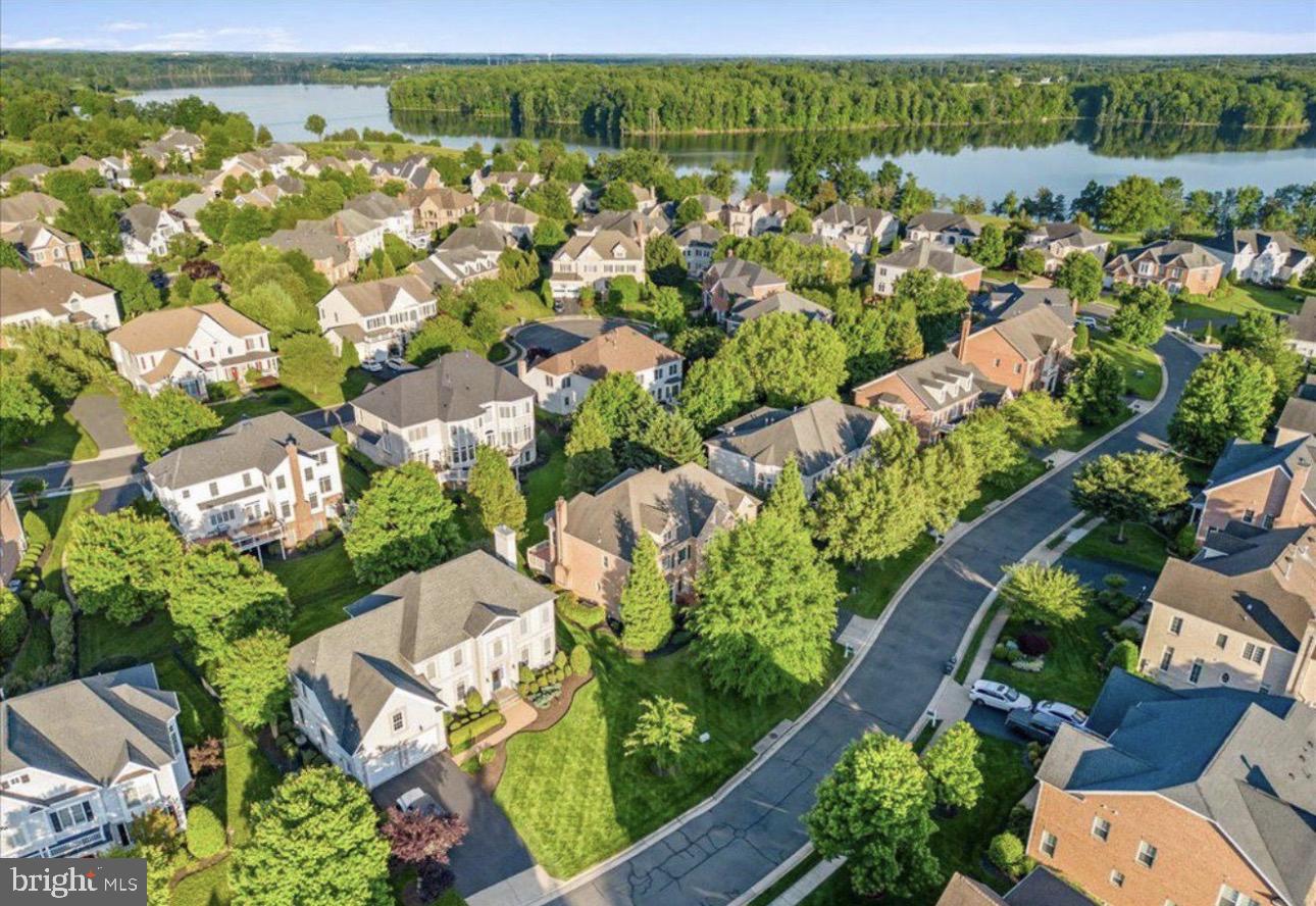 LAKE MANASSAS - Residential