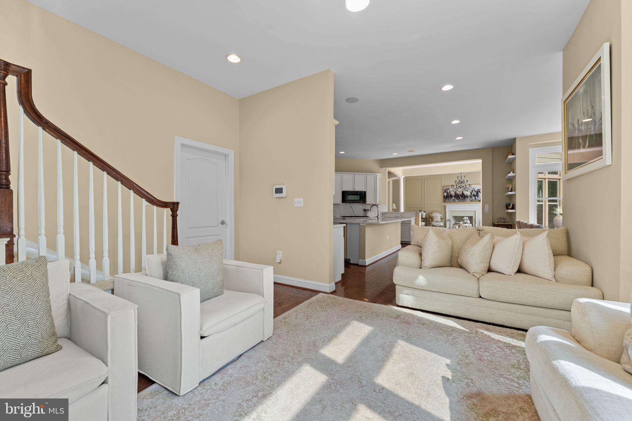 LAKE MANASSAS - Residential