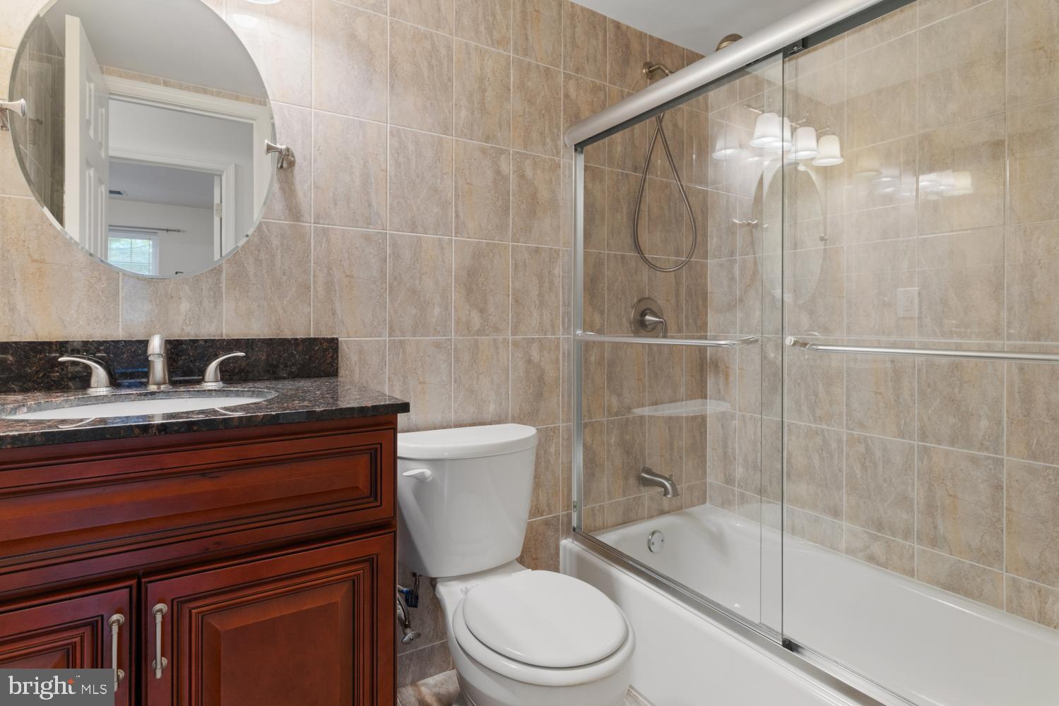 EAST FALLS - Residential