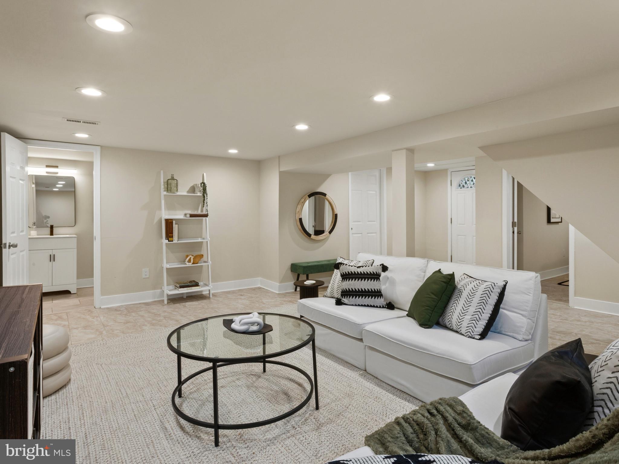 ELM RIDGE - Residential