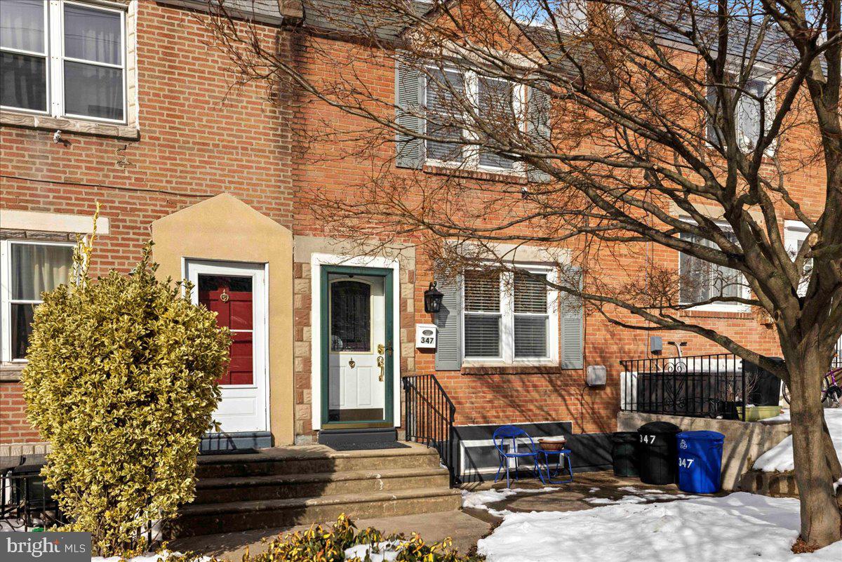 ROXBOROUGH - Residential