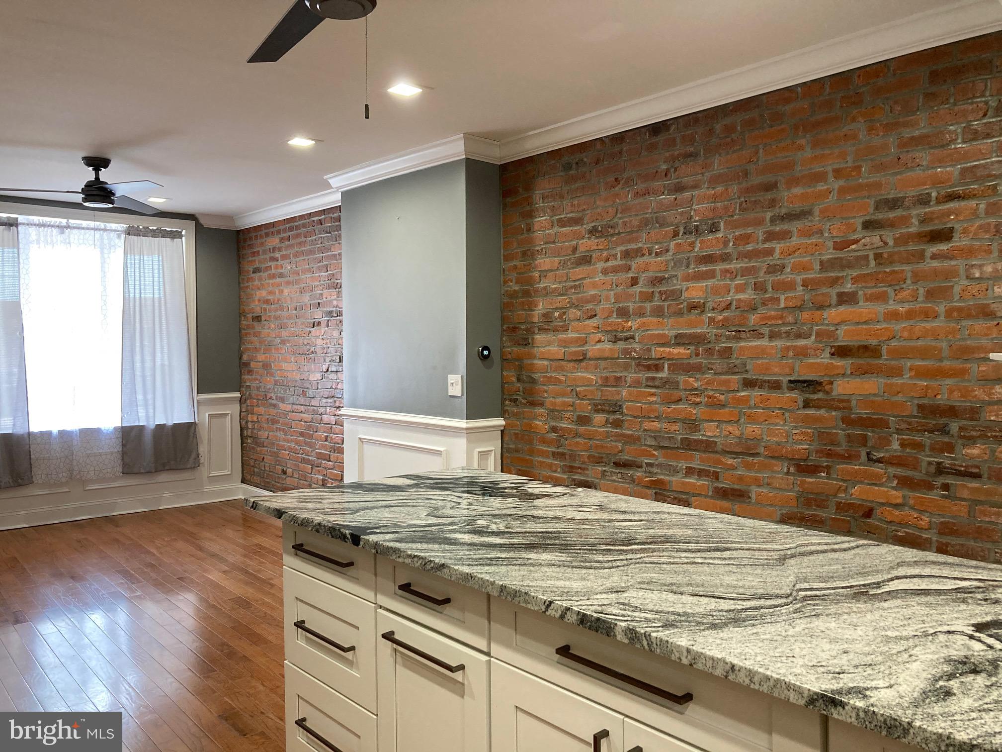 WHITMAN - Residential Lease