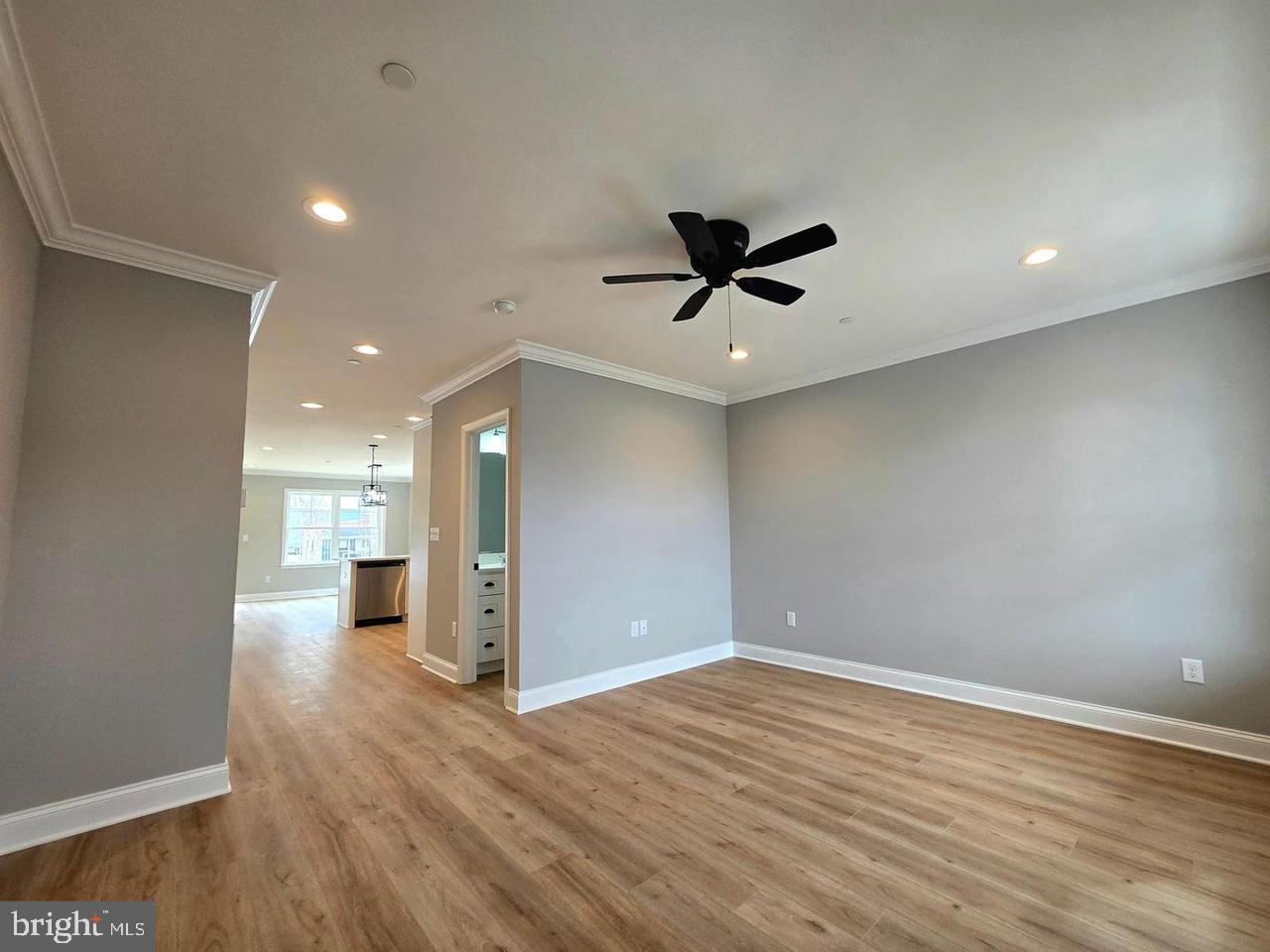 RIVIERA BEACH - Residential