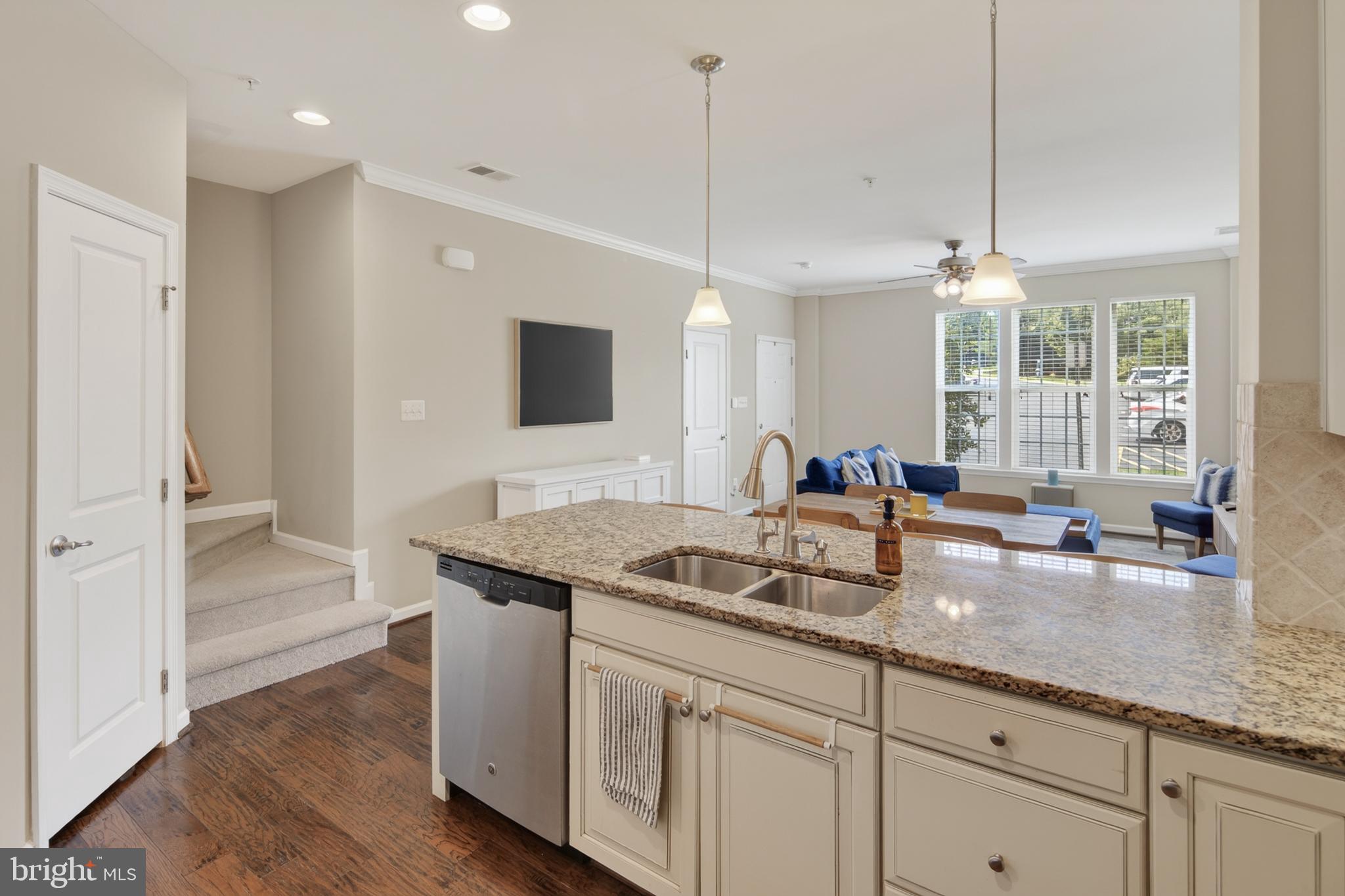 SOMERSET CONDO - Residential