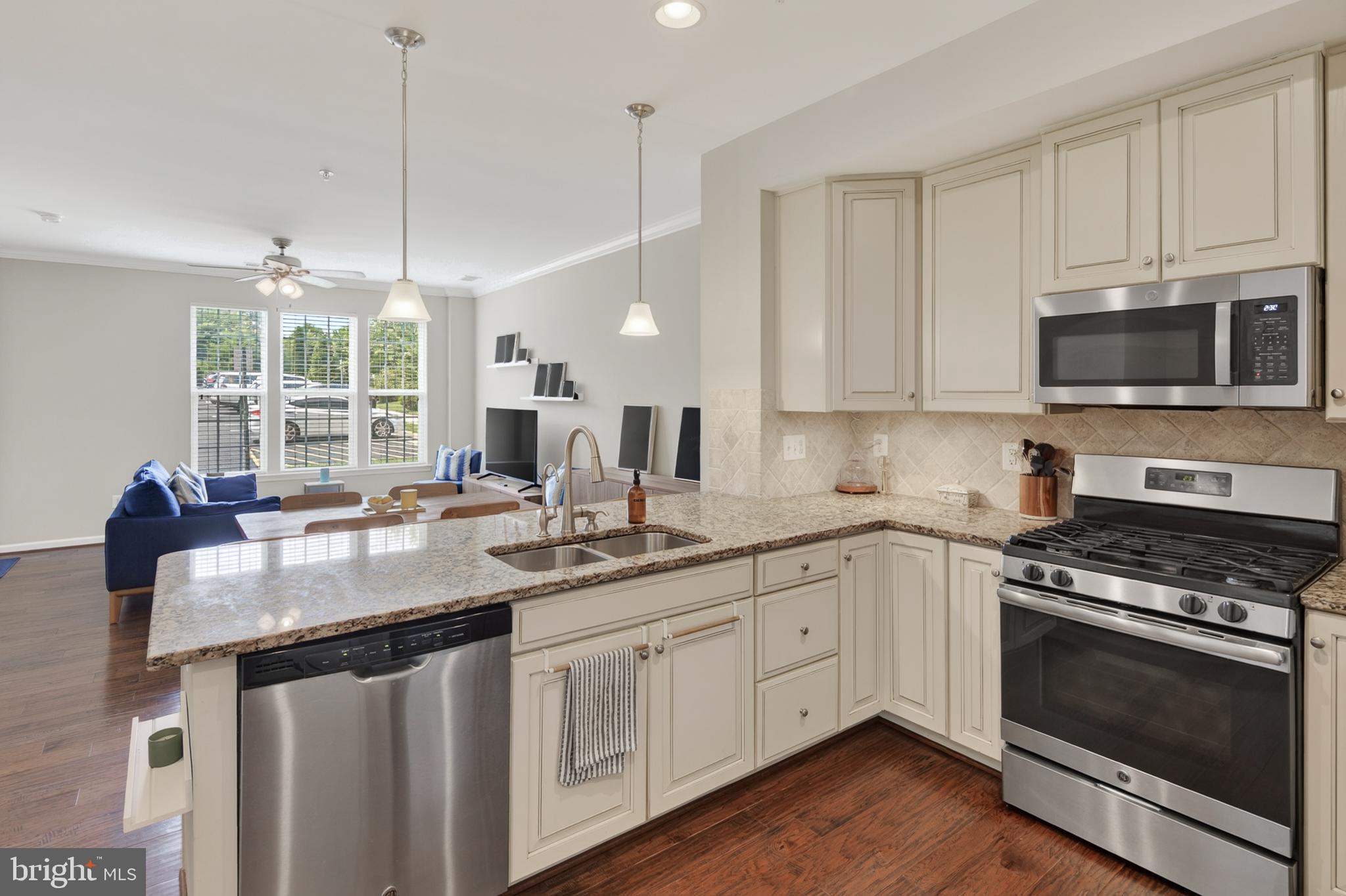 SOMERSET CONDO - Residential