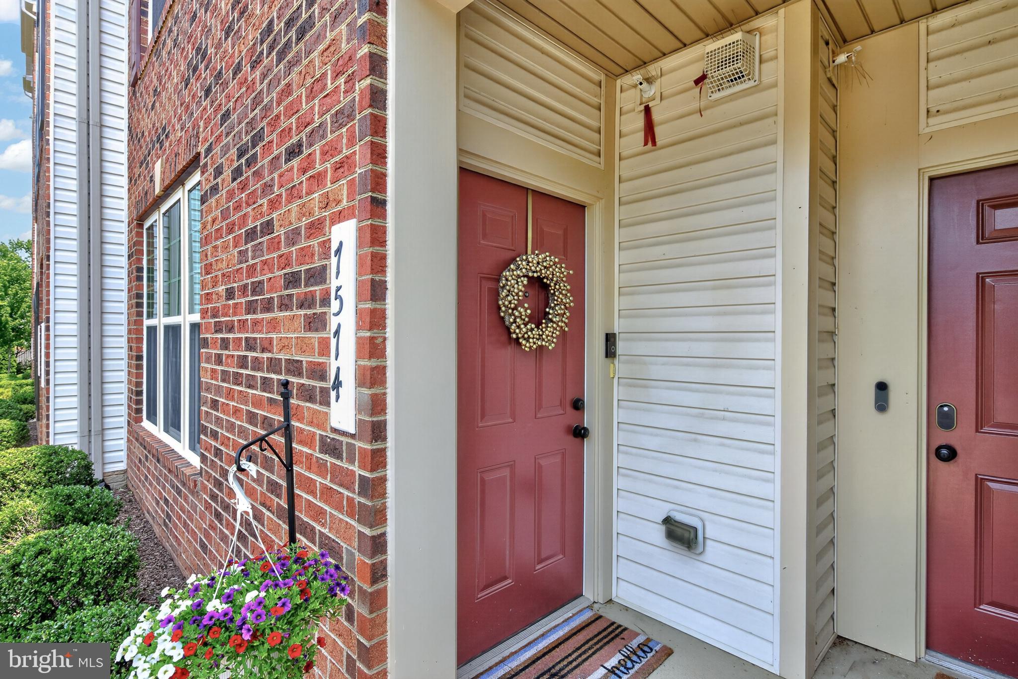 SOMERSET CONDO - Residential