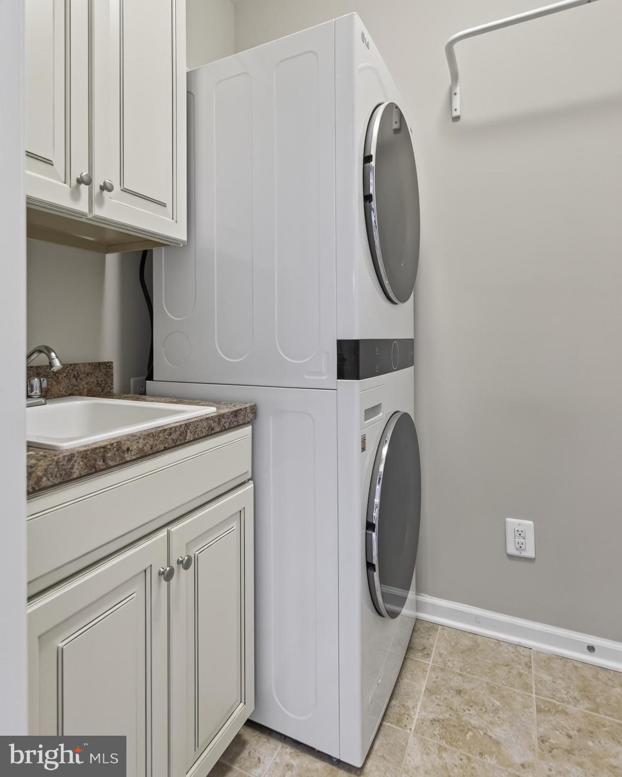 SOMERSET CONDO - Residential