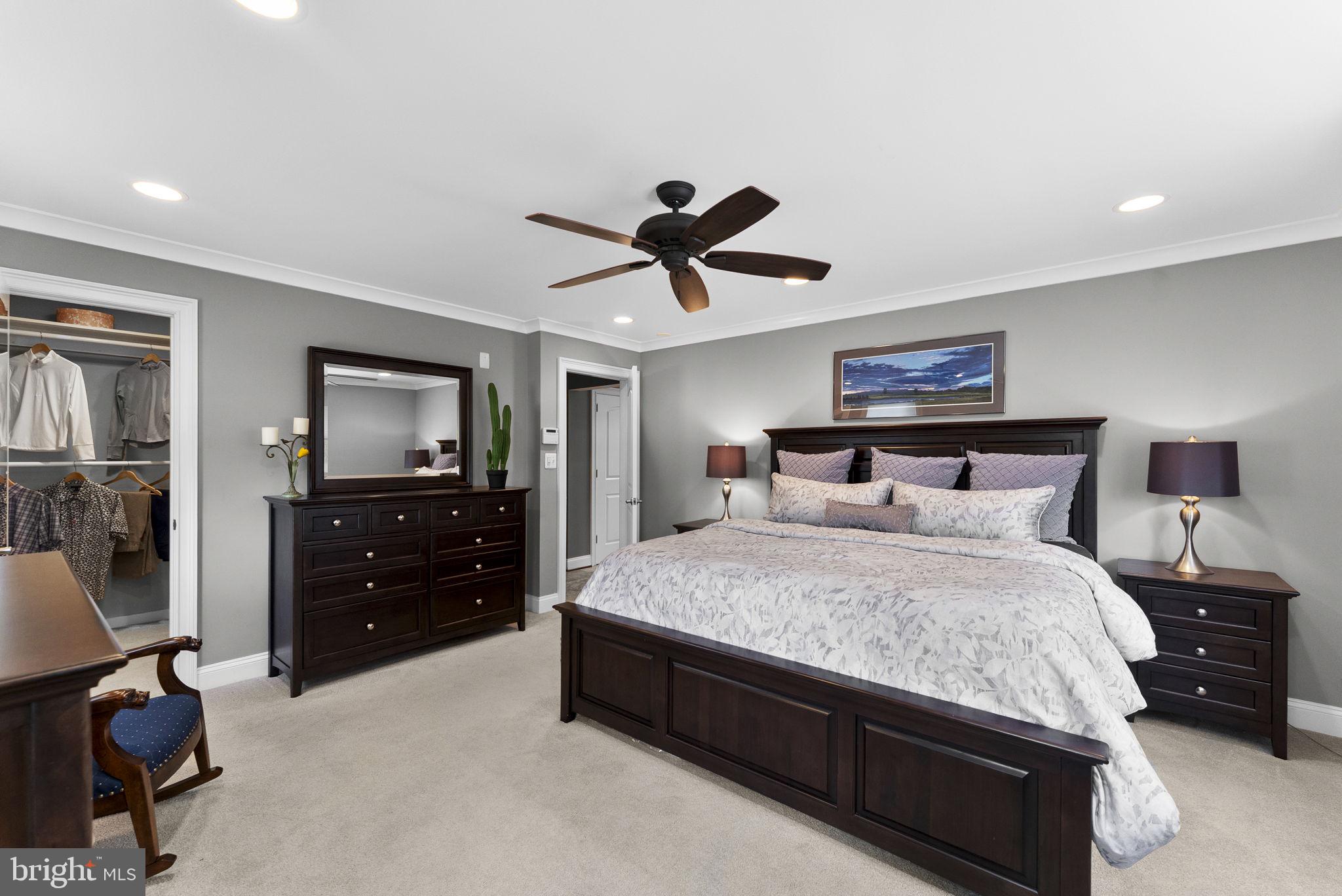 CRESTWOOD MANOR - Residential