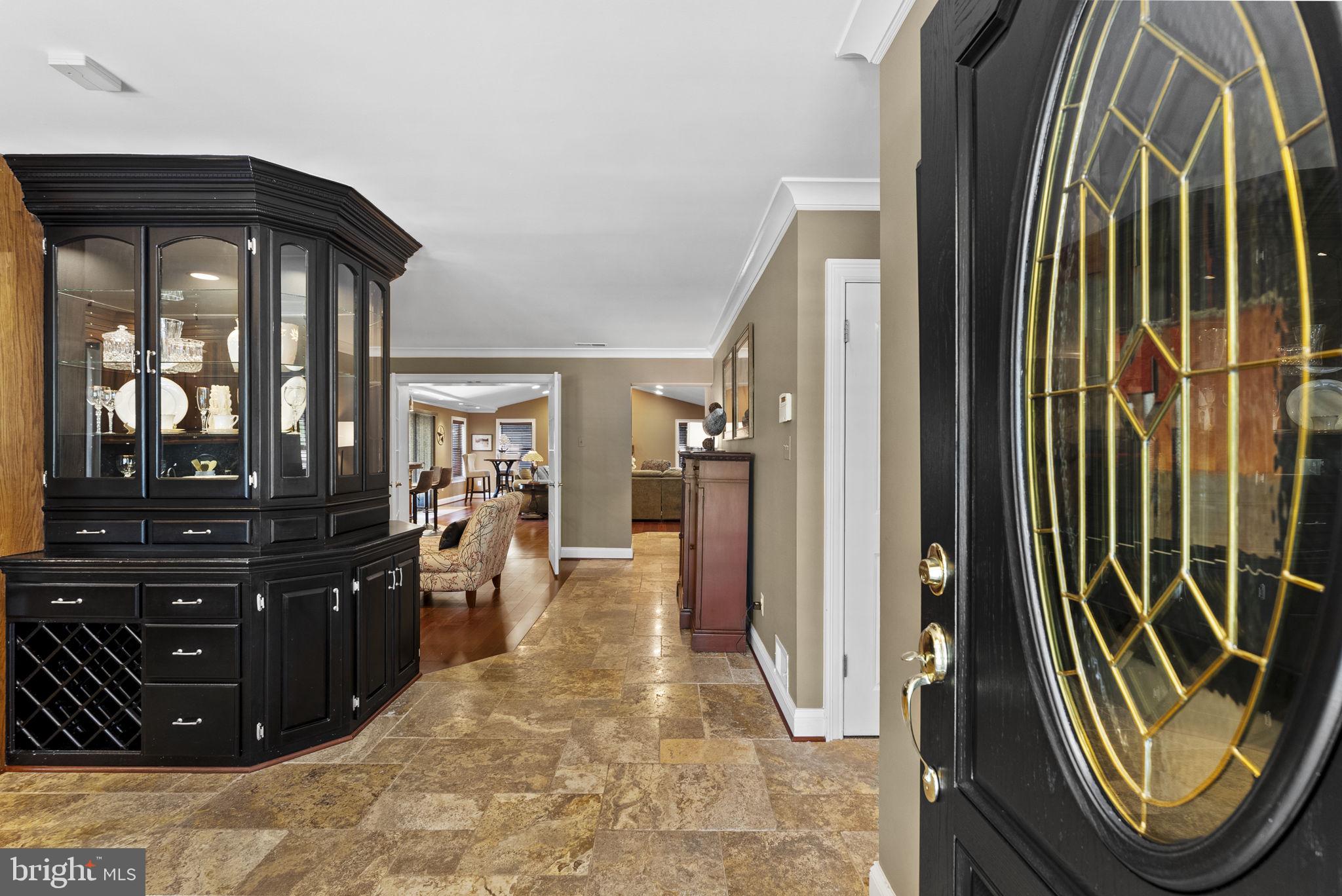 CRESTWOOD MANOR - Residential