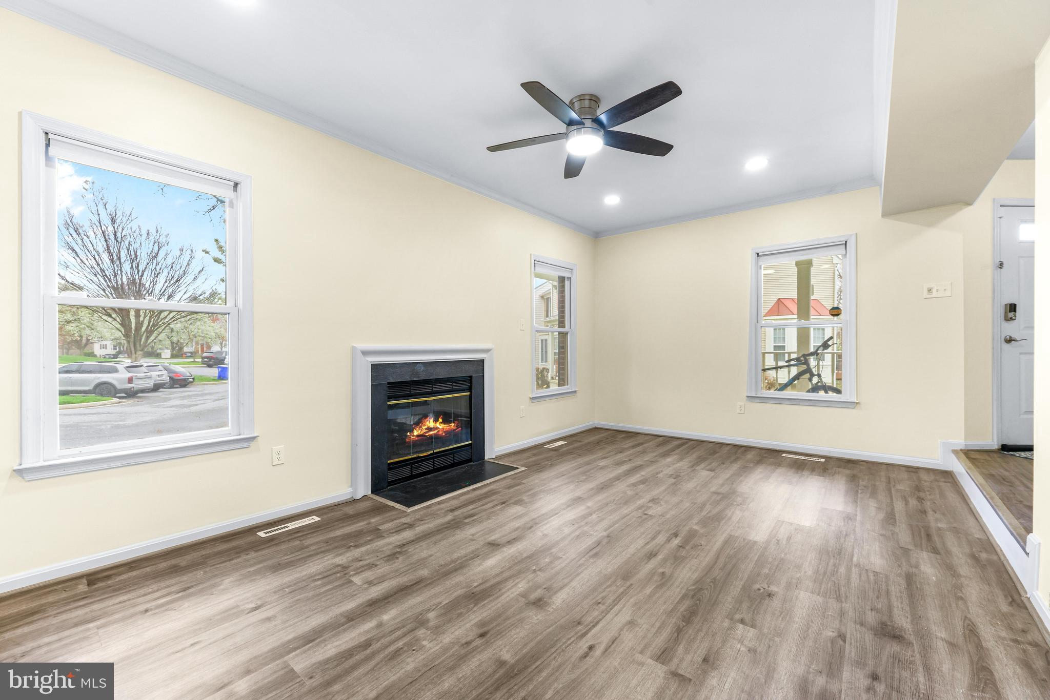 TOLL HOUSE - Residential Lease