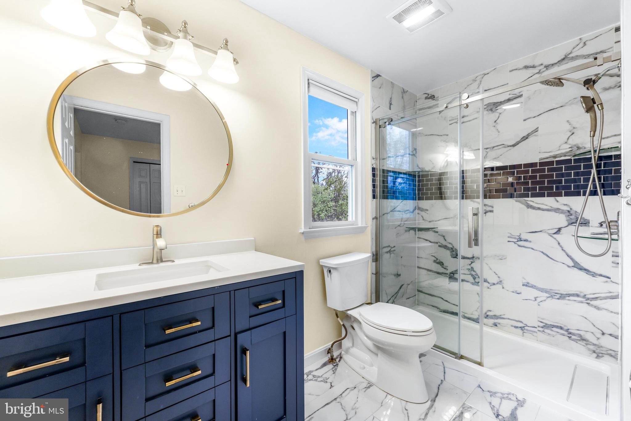 TOLL HOUSE - Residential Lease