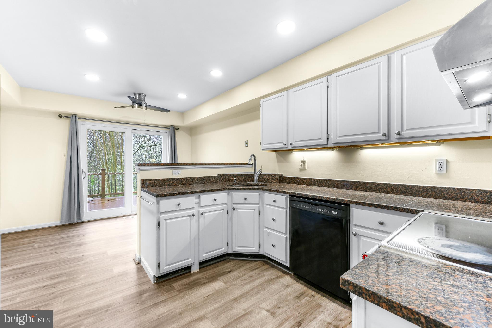 TOLL HOUSE - Residential Lease