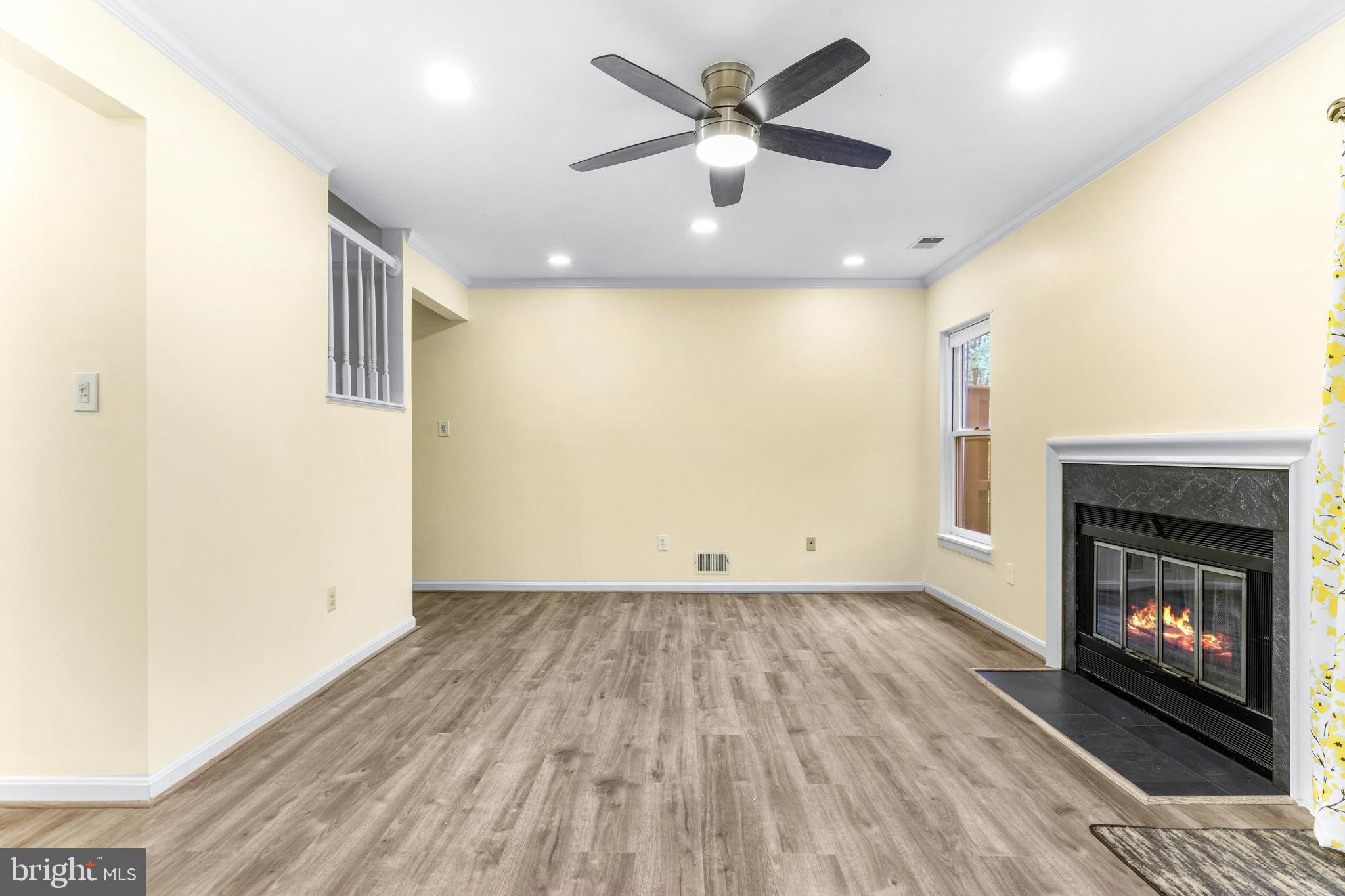 TOLL HOUSE - Residential Lease