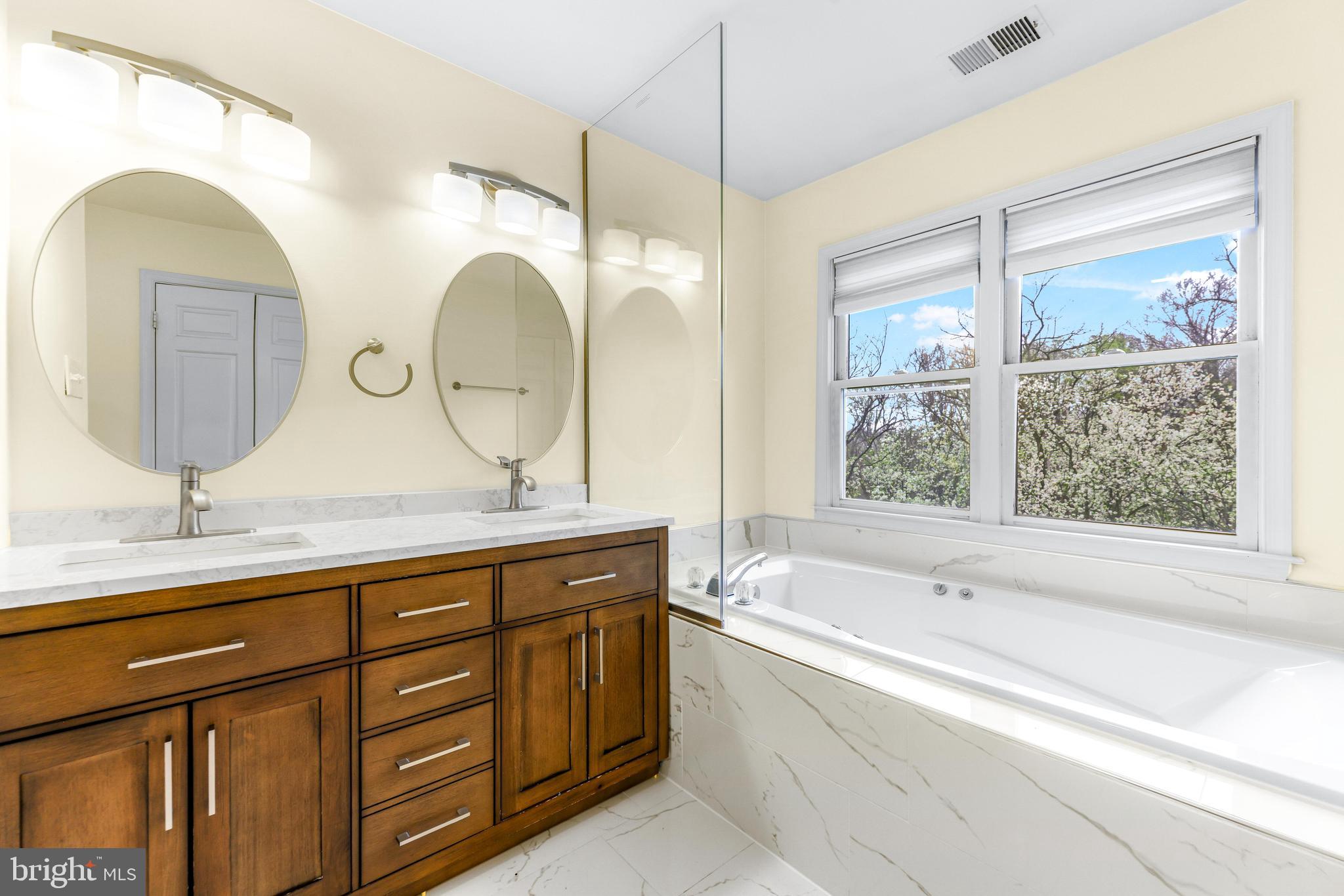 TOLL HOUSE - Residential Lease