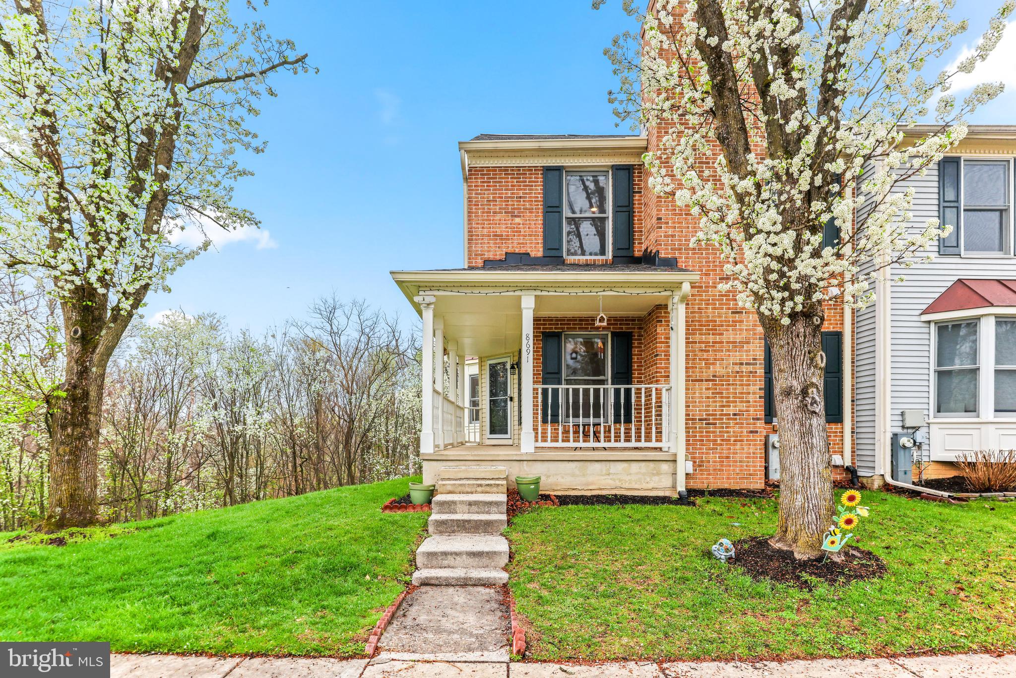 TOLL HOUSE - Residential Lease