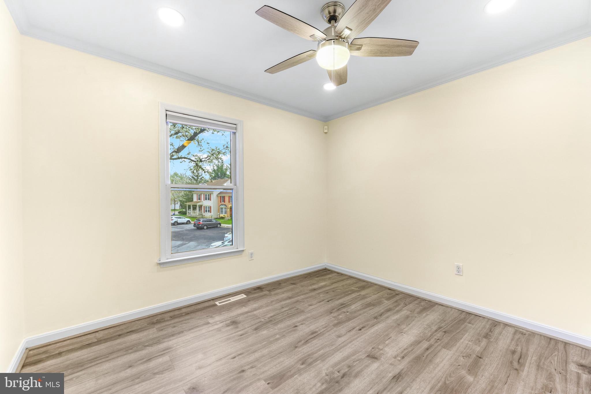 TOLL HOUSE - Residential Lease