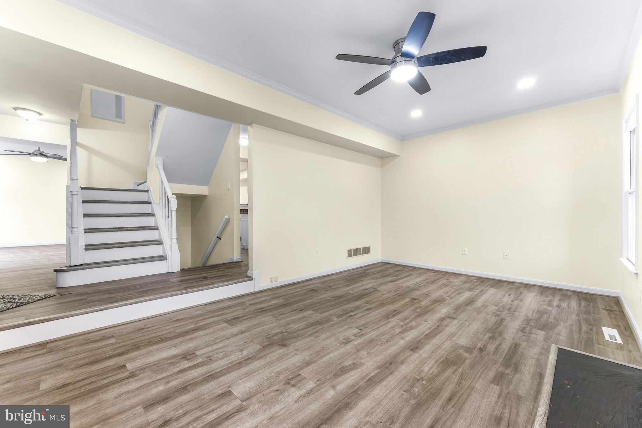 TOLL HOUSE - Residential Lease